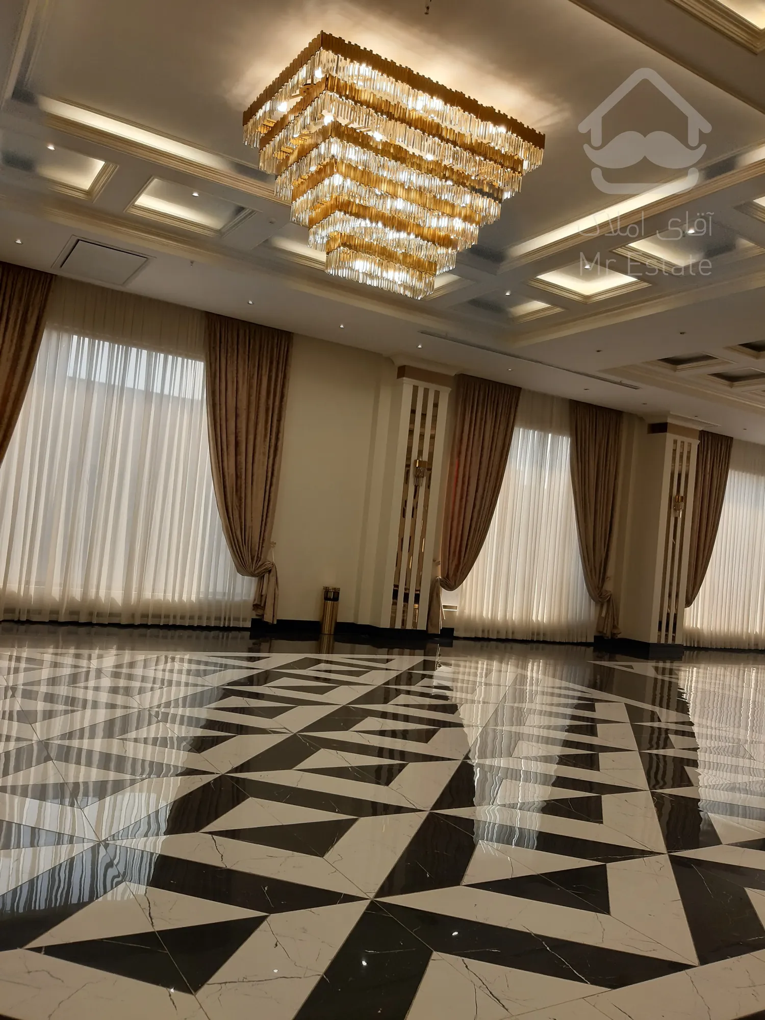 پیش فروش اقساطی 40 ماهه در رونیکاپالاس دردشت