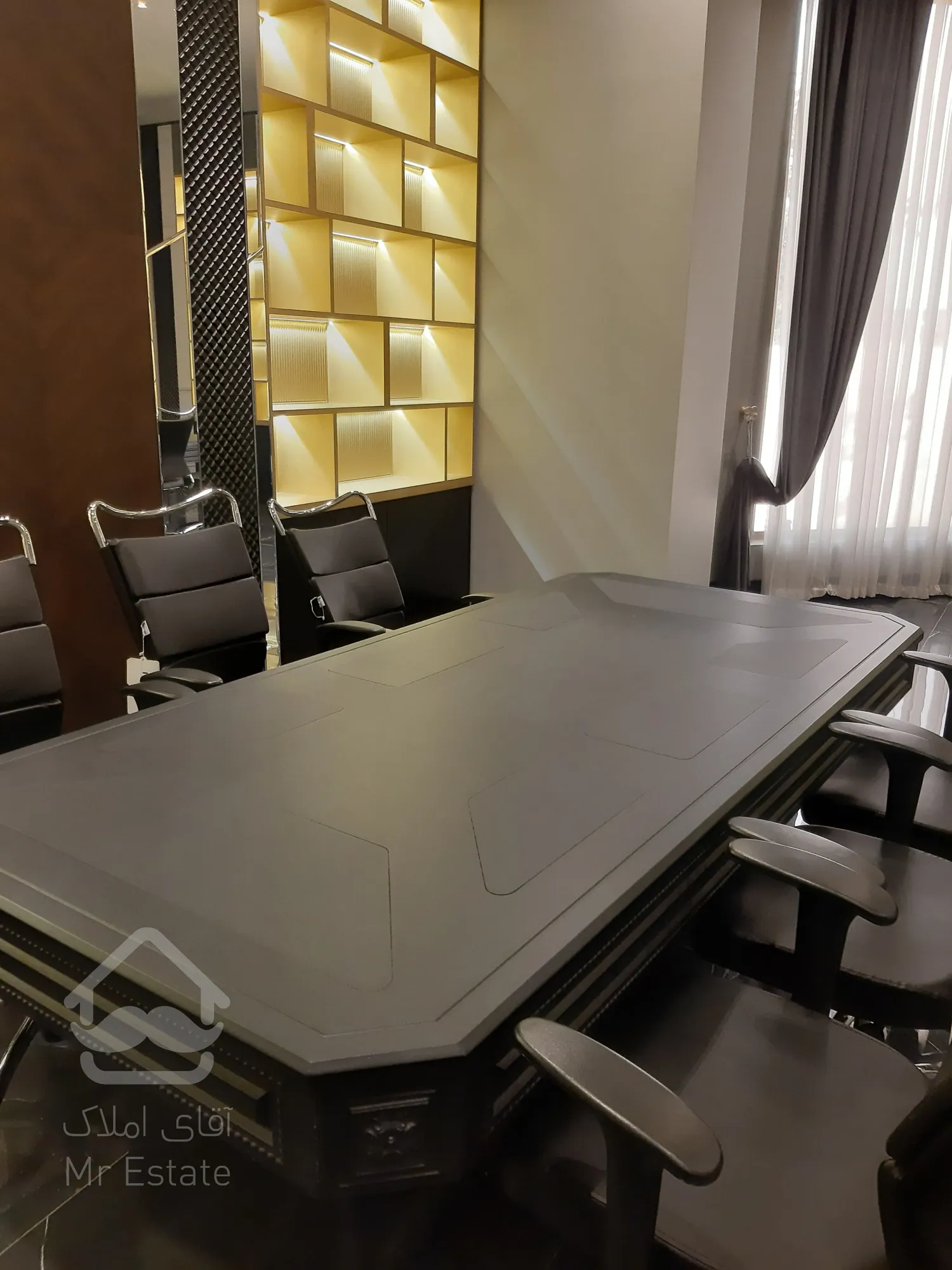 پیش فروش آپارتمان سه خوابه 230 متری استثنایی در برج فول امکانات منطقه یک