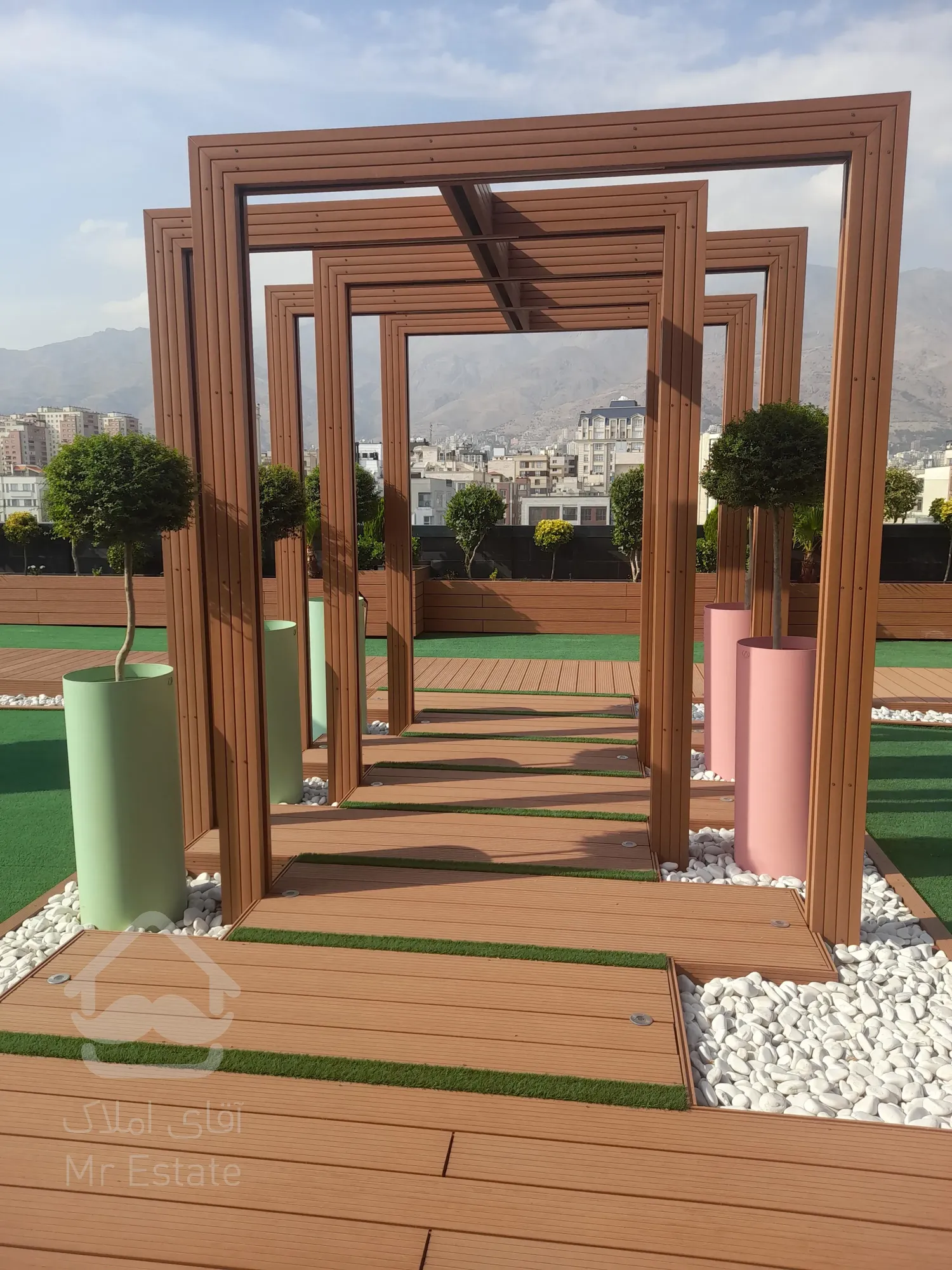 فروش واحد لوکس 64متر رونیکاپالاس نیایش در سردارجنگل