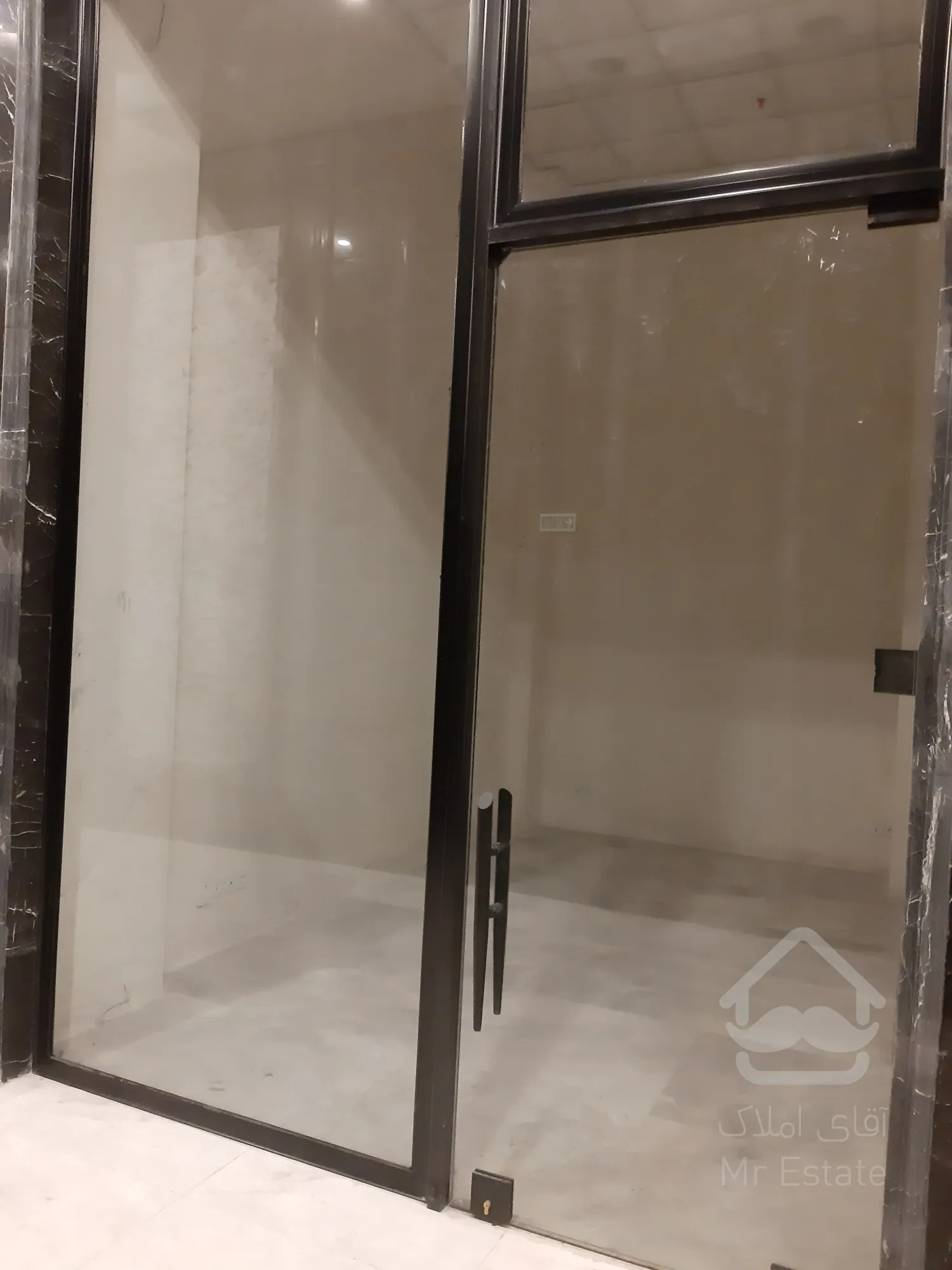 فروش مغازه 19 متری در رونیکا مال پاسداران با شرایط پرداخت