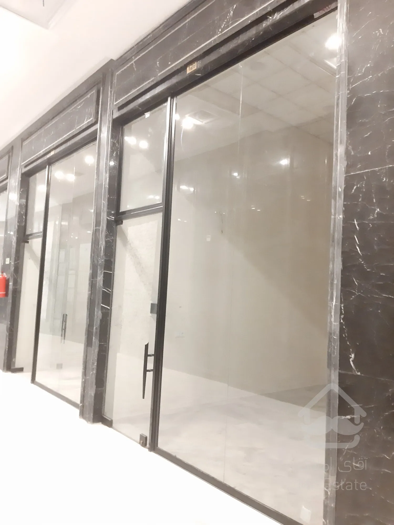 خرید و اجاره واحد های تجاری در رونیکامال هروی/بصورت اقساط 12ماهه/سند تک برگ تجاری