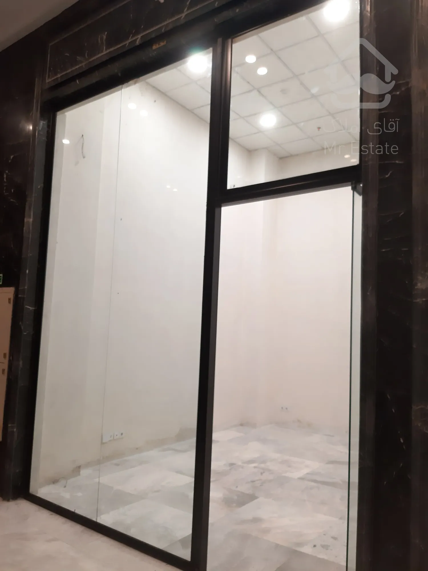 فروش مغازه در تاپ لولکیشن در رونیکا مال هروی