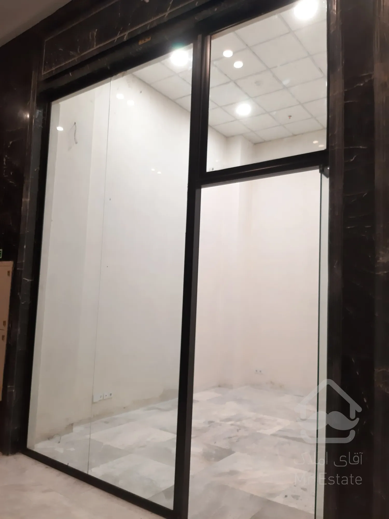 فروش مغازه 19 متر در رونیکا مال هروی