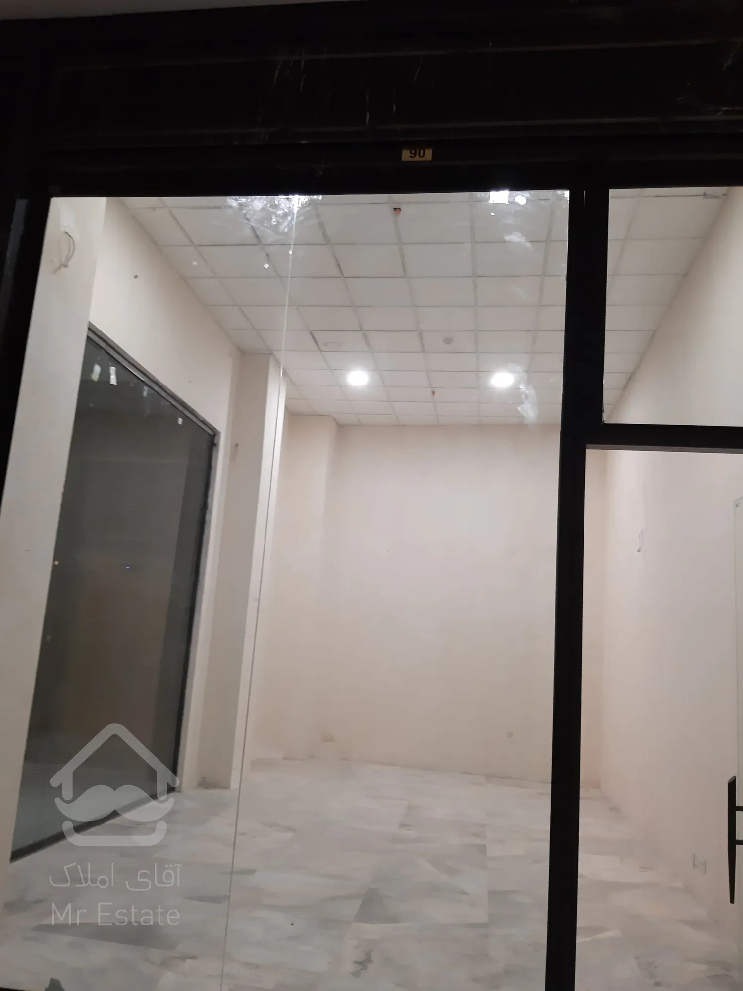 فروش مغازه 19 متر در رونیکا مال پاسداران با شرایط پرداخت عالی و بی تکرار