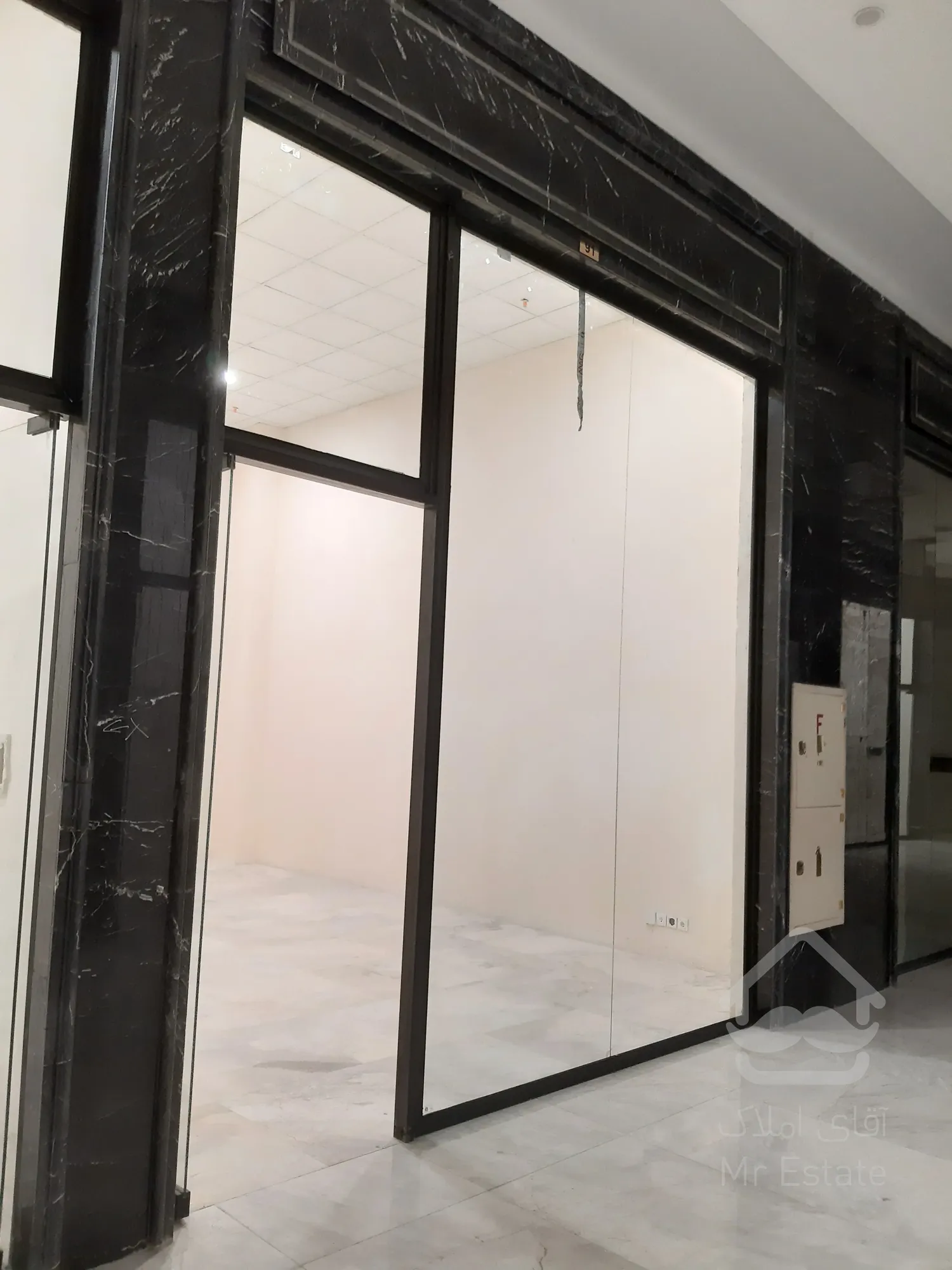 فروش و اجاره واحد67متر در هروی با پاخور عالی/دسترسی اسان