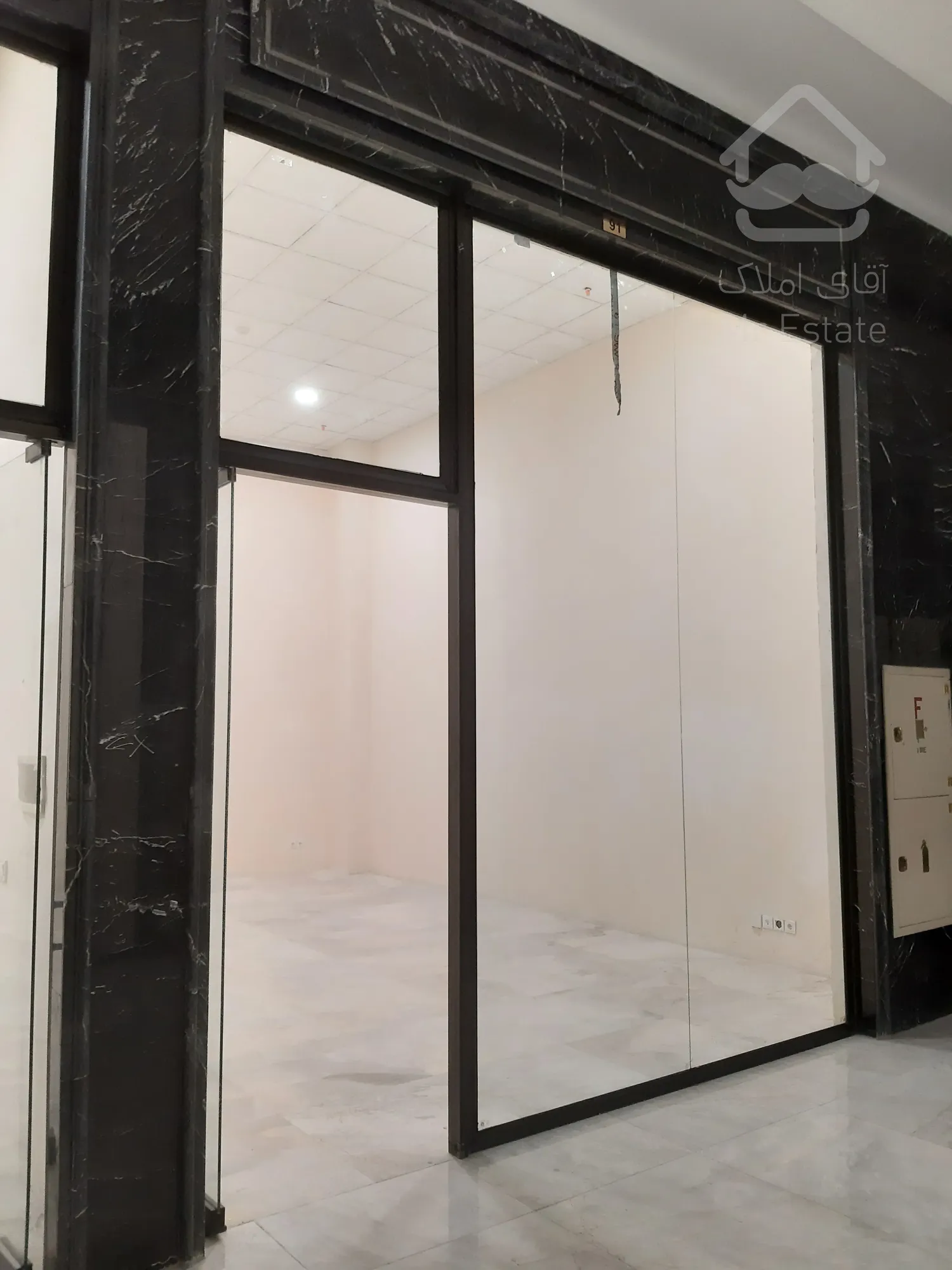 مغازه 24 متری در رونیکا پالاس