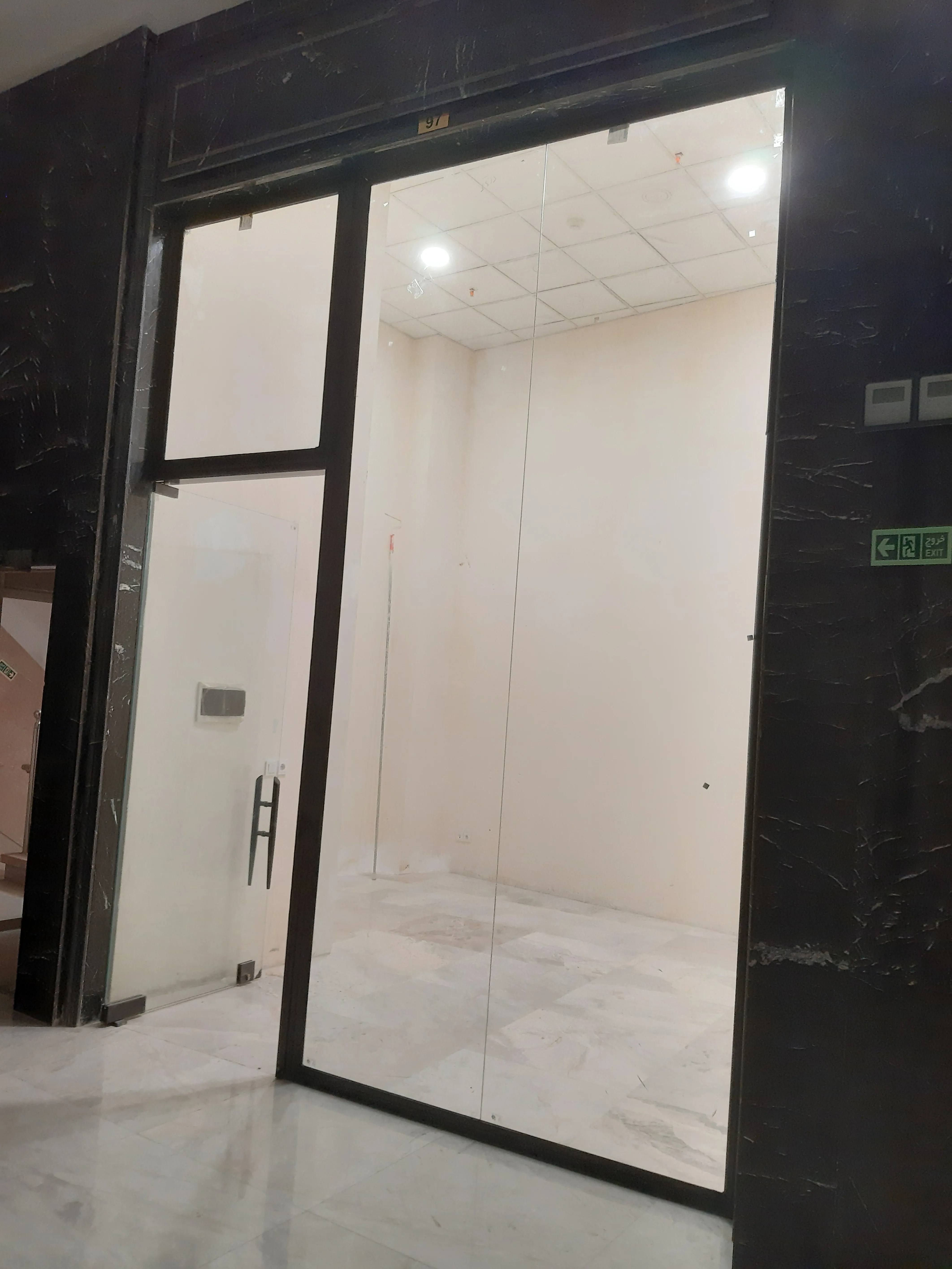 اجاره مغازه در رونیکا مال پاسداران تحویل فوری