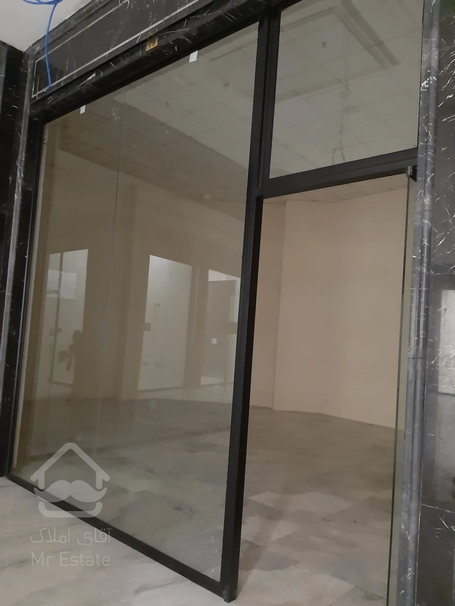 اجاره مغازه در رونیکا مال پاسداران تحویل فوری