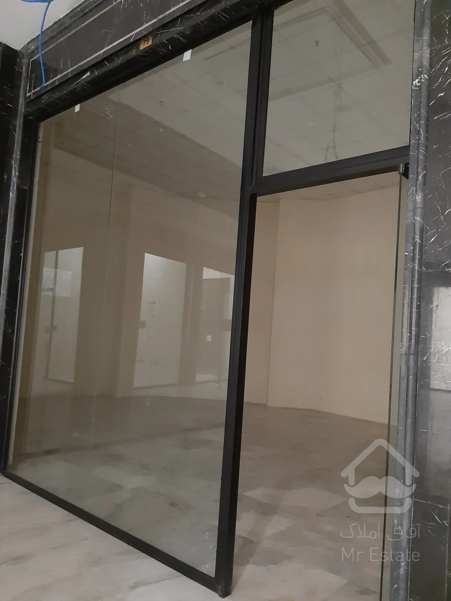 اجاره مغازه در رونیکا مال هروی با قیمت پایین و سه ماه تنفس