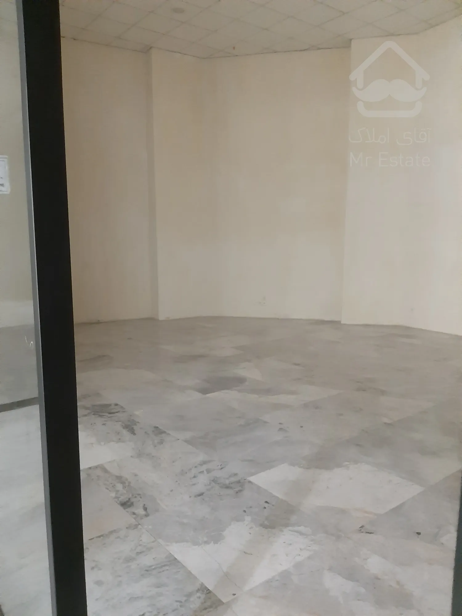 اجاره مغازه در رونیکا مال هروی با قیمت پایین و سه ماه تنفس