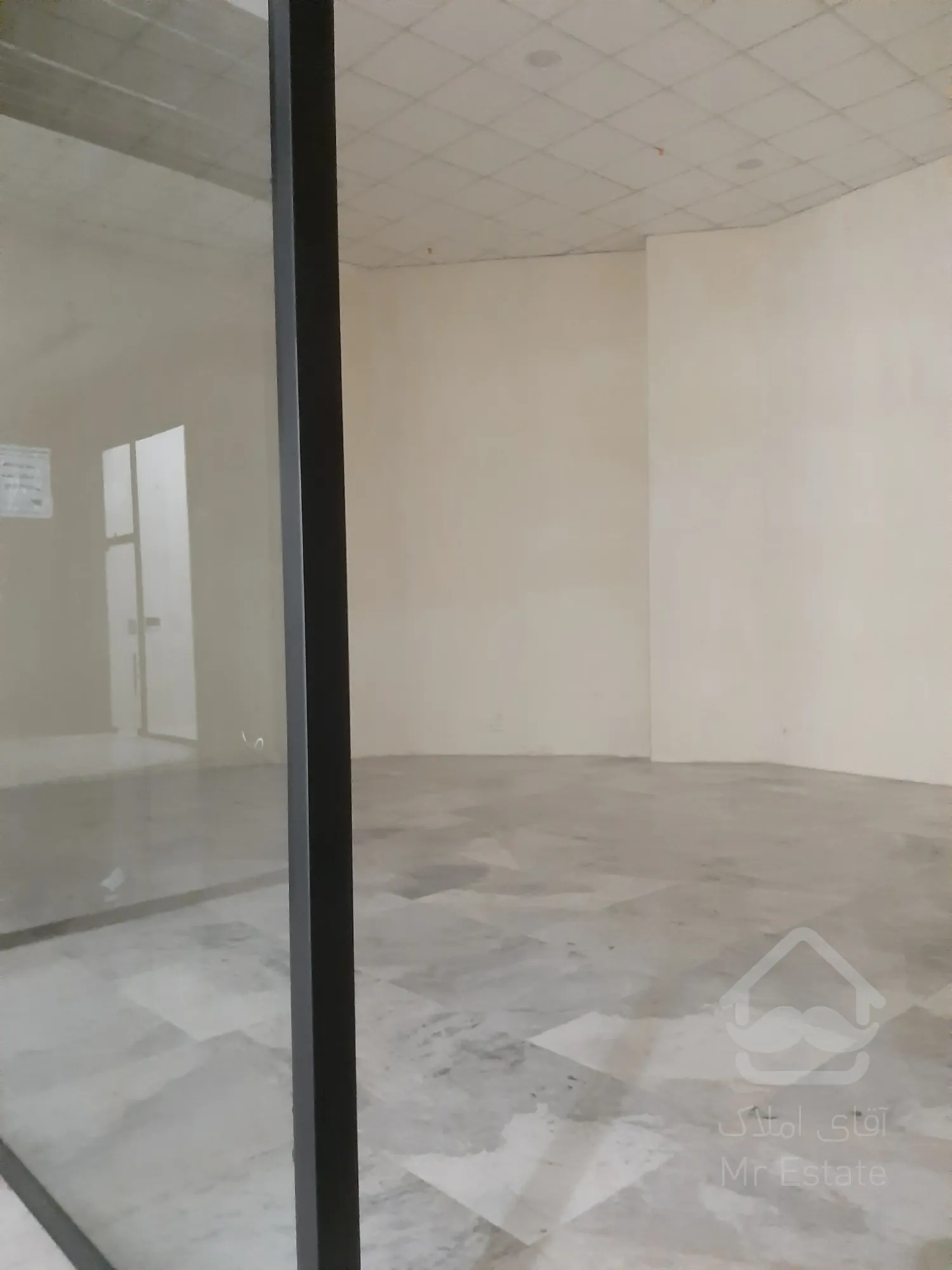 فروش مغازه با پا خور عالی در رونیکا مال هروی