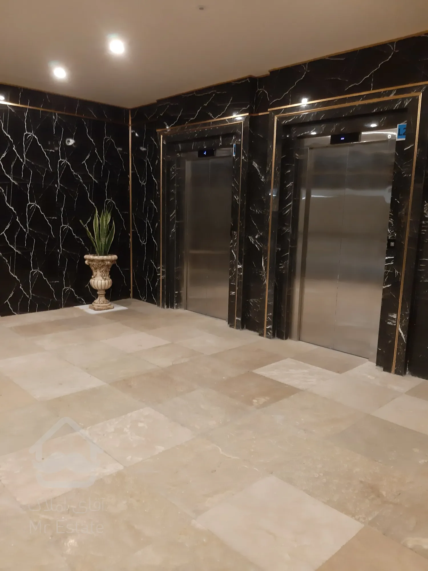 فروش واحد 20 متری رونیکامال هروی