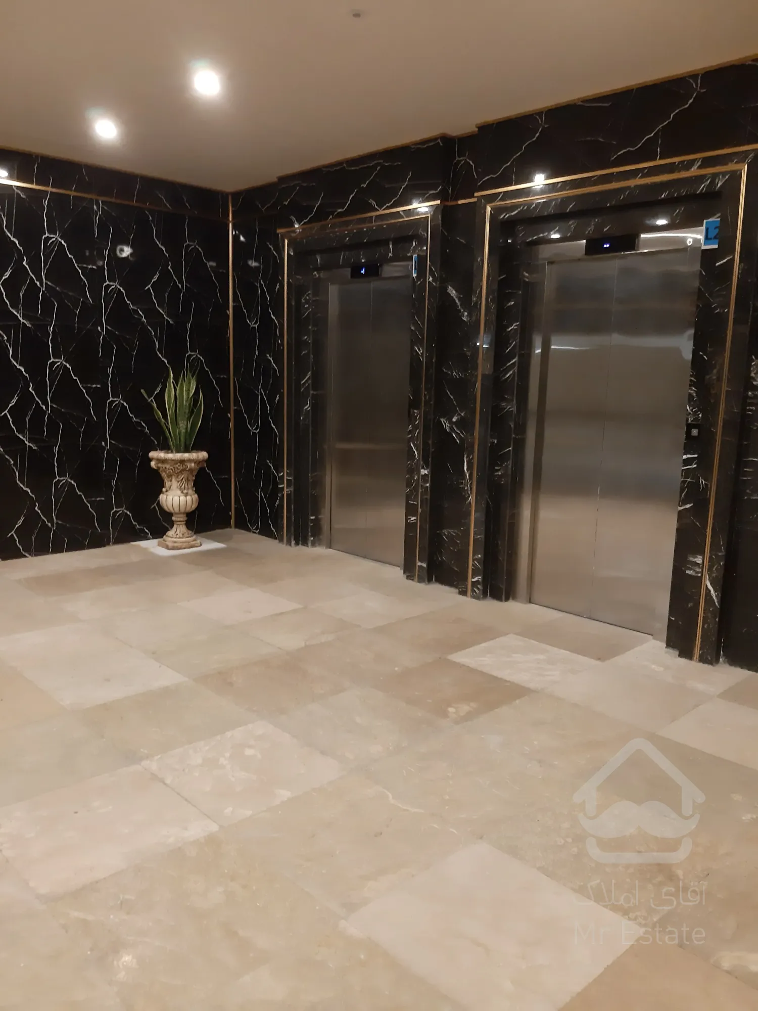 اجاره مغازه همراه با 3 ماه تنفس در رونیکا مال هروی