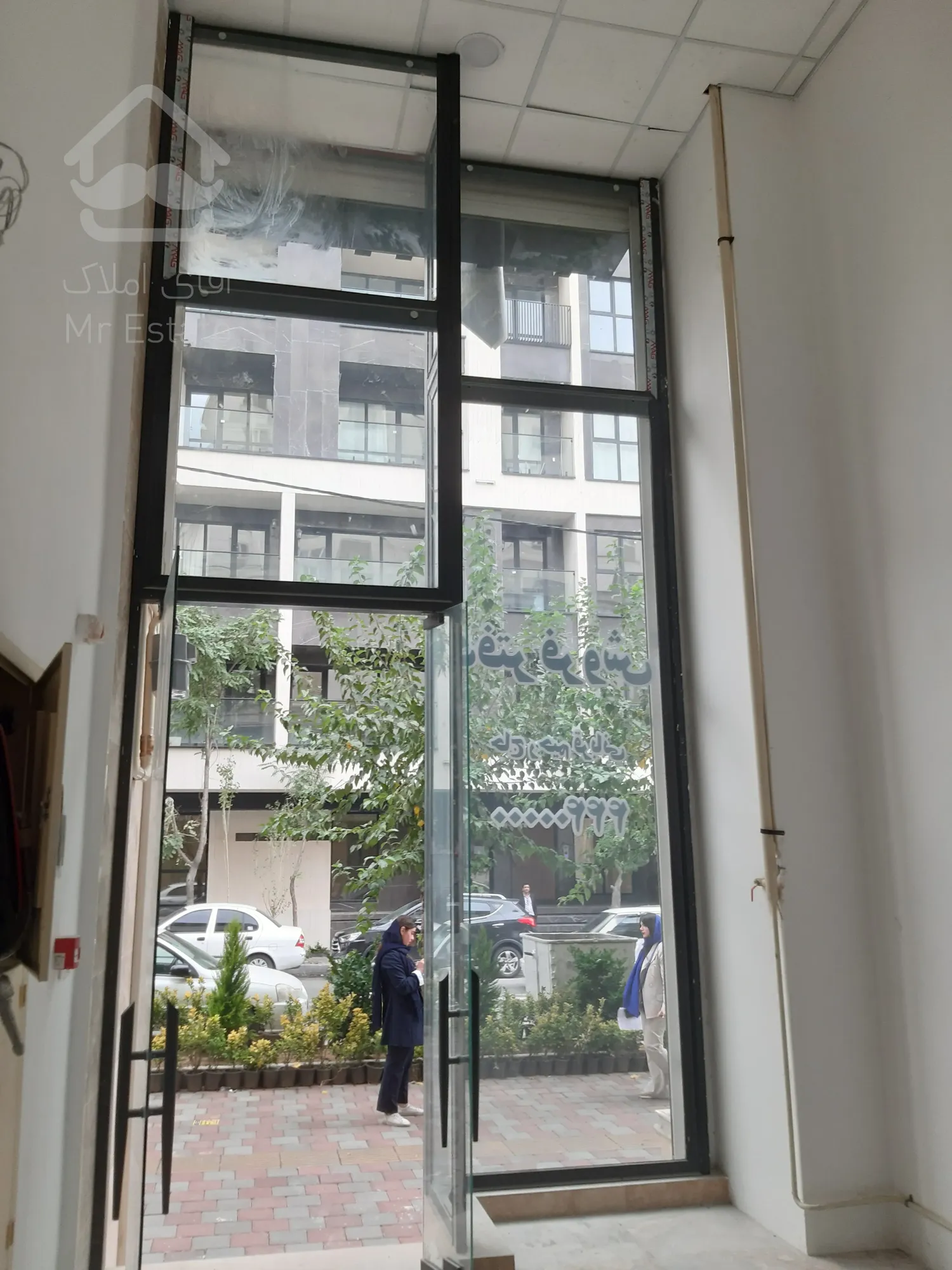 اجاره مغازه در رونیکا مال هروی