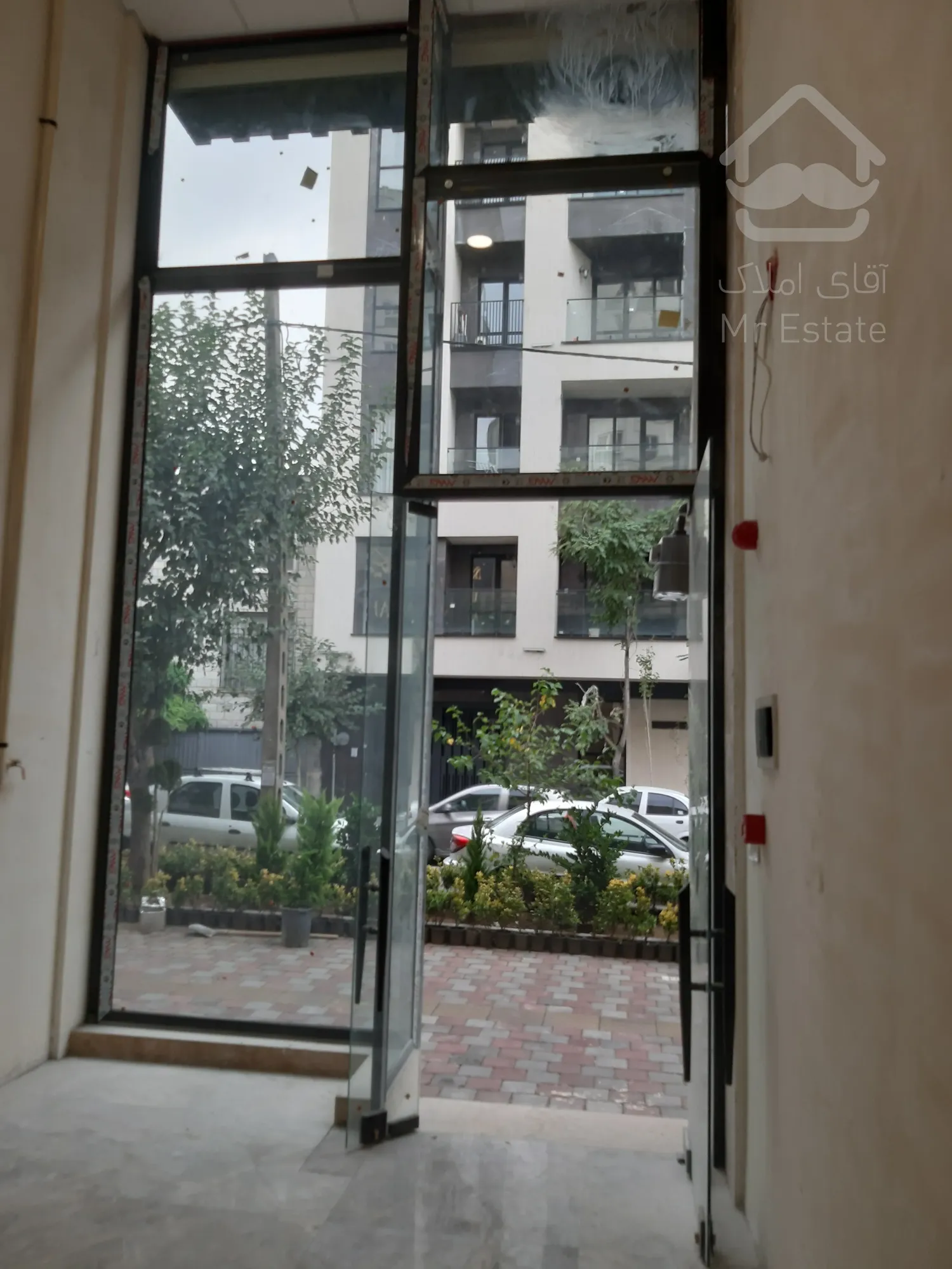 فروش مغازه 36 متری در رونیکا پالاس پاسداران