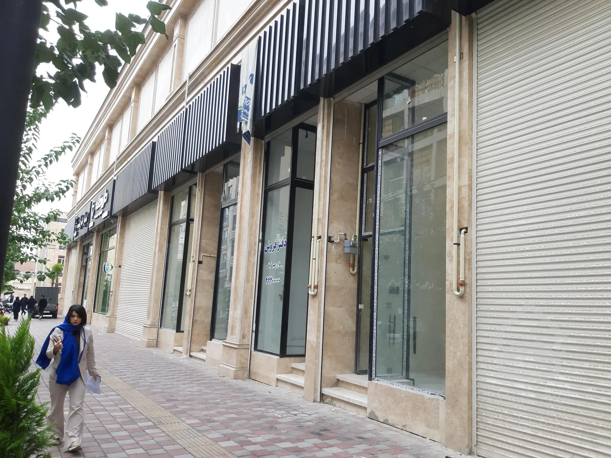 فروش مغازه در رونیکا مال پاسداران با شرایط بی تکرار و زیرقیمت بازار