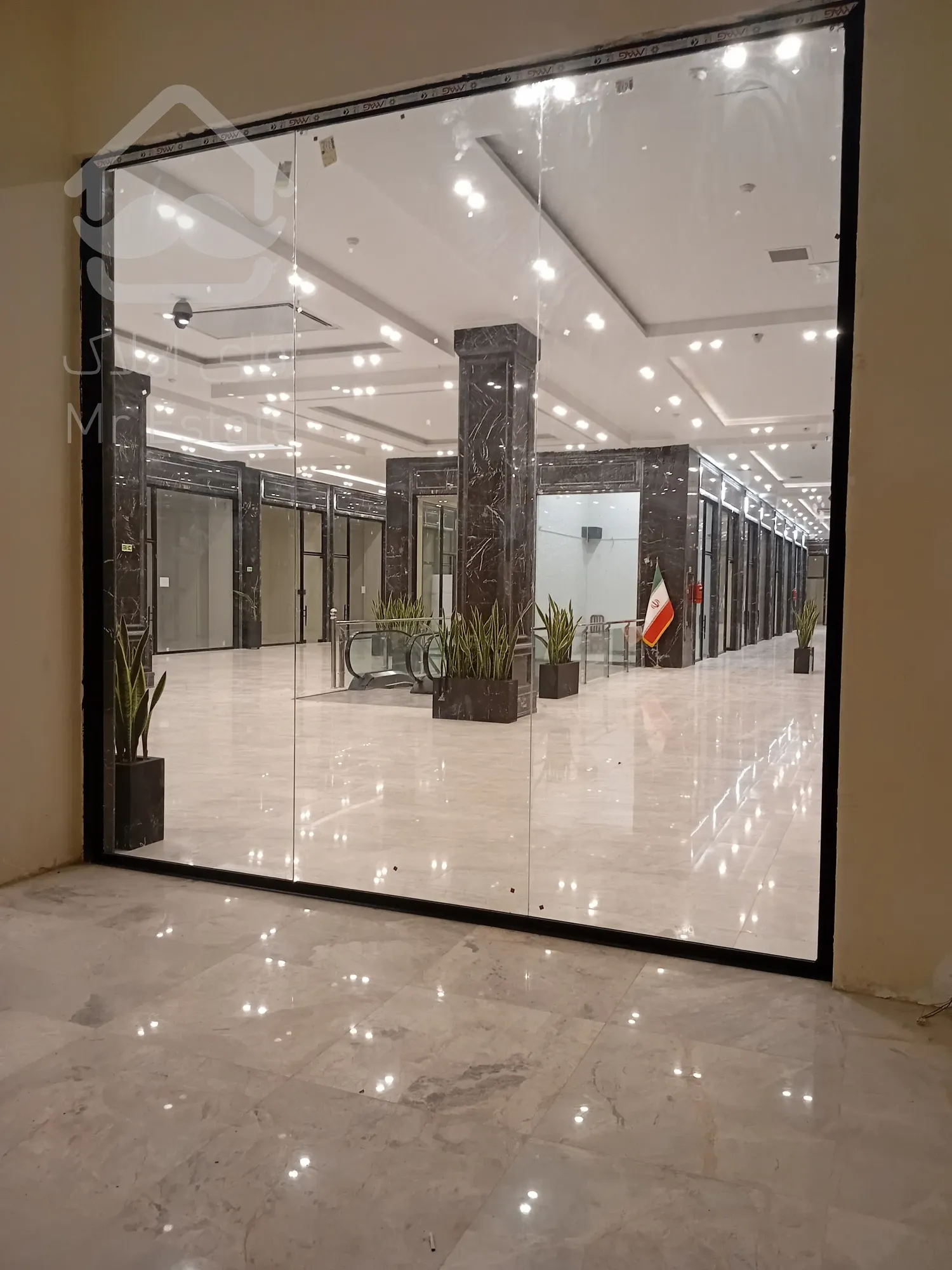 فروش اقساطی واحد تجاری 40 متری دوبر در رونیکامال هروی