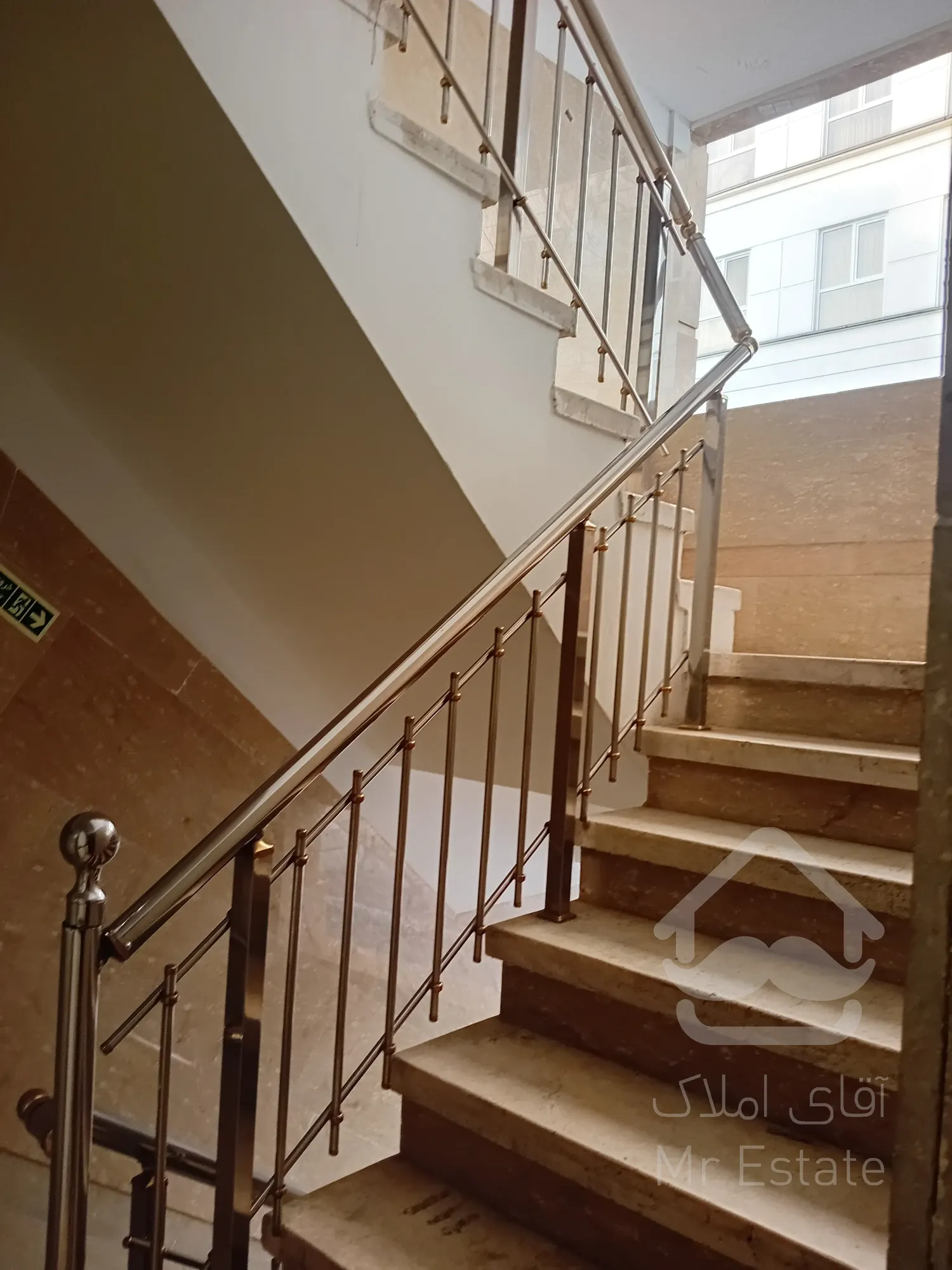 فروش اقساطی واحد تجاری 40 متری دوبر در رونیکامال هروی