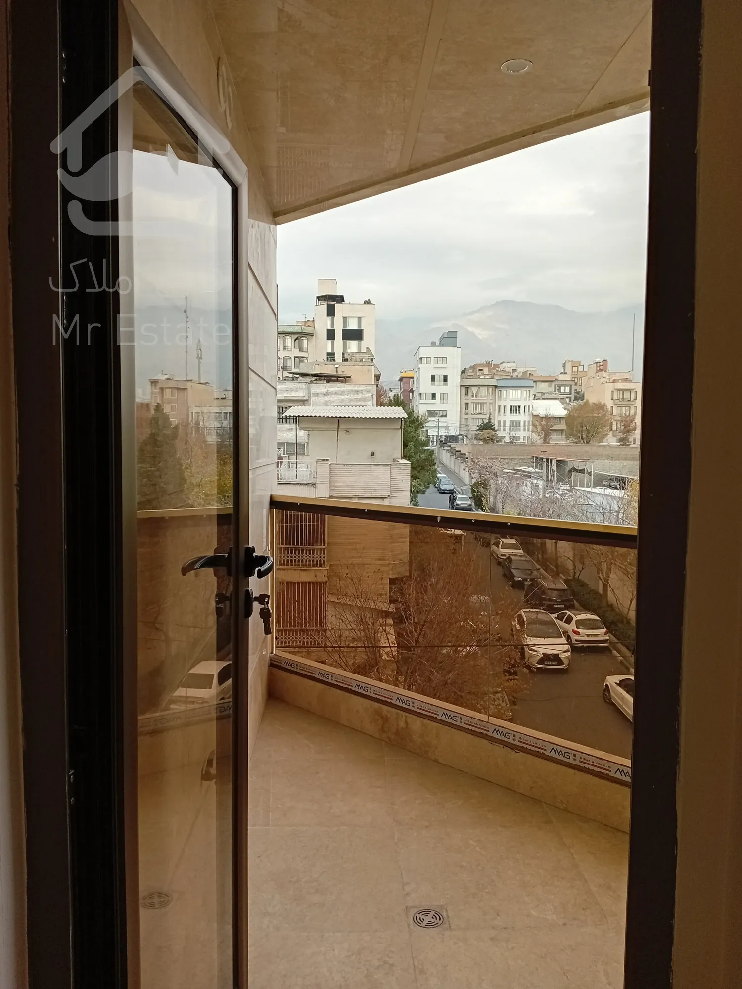 فروش 5 واحد مسکونی و 2 واحد تجاری به صورت یکجا در سئول