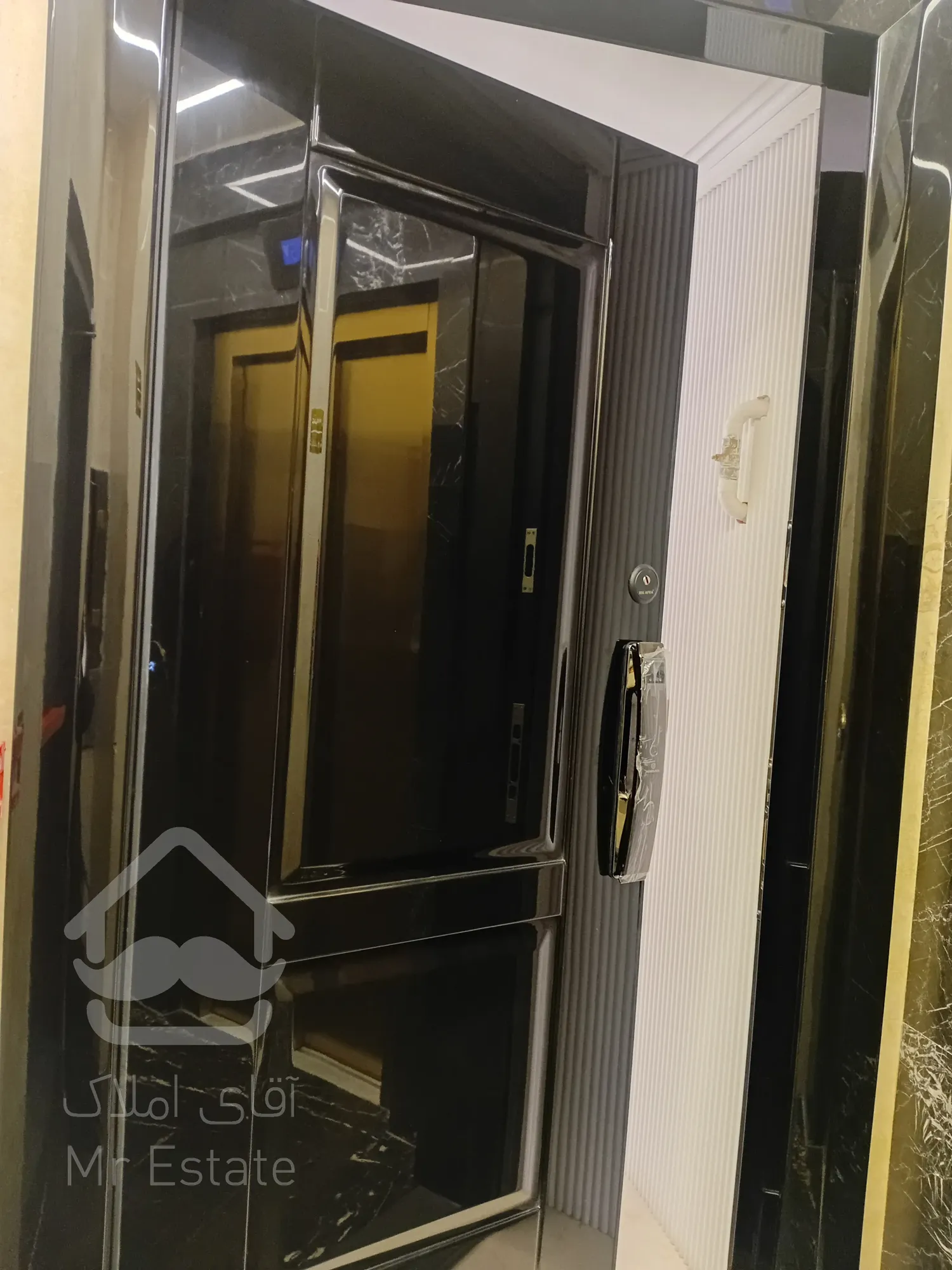 فروش واحد 112 متر شیک و شخصی ساز واقع در سئول