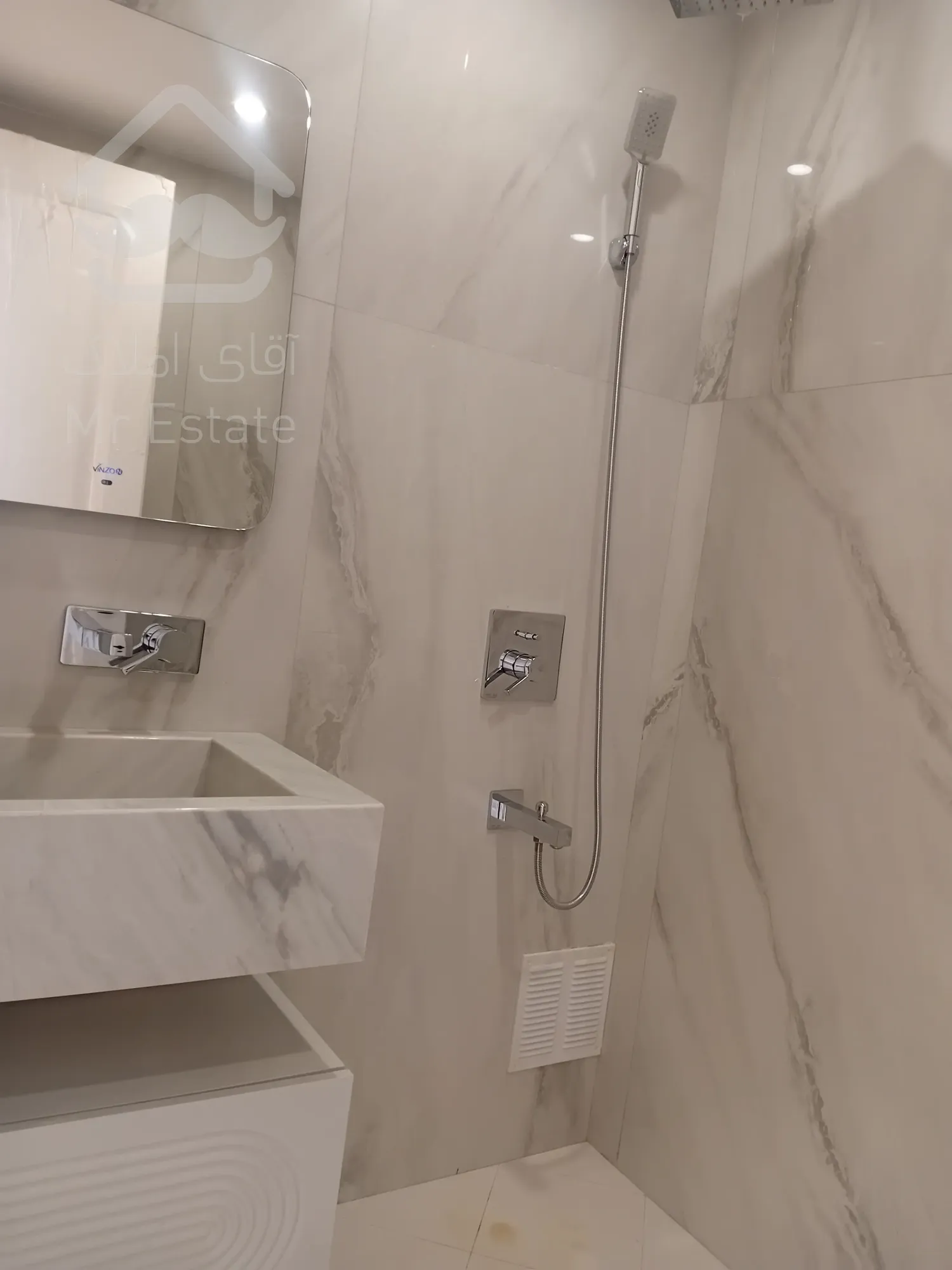 فروش واحد لوکس 111 متر رونیکاپالاس در سئول