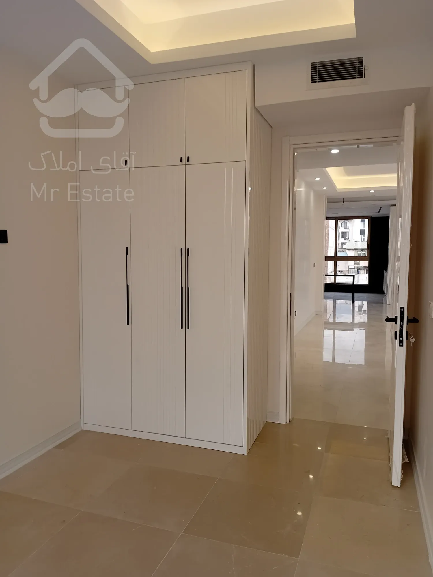 فروش واحد شیک 111 متر رونیکاپالاس در سئول