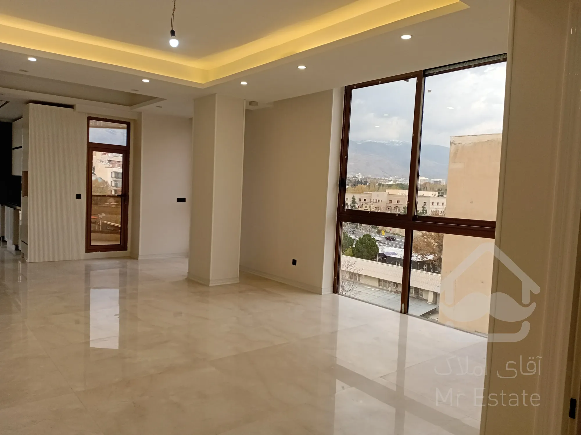 فروش واحد شیک 111 متر رونیکاپالاس در سئول