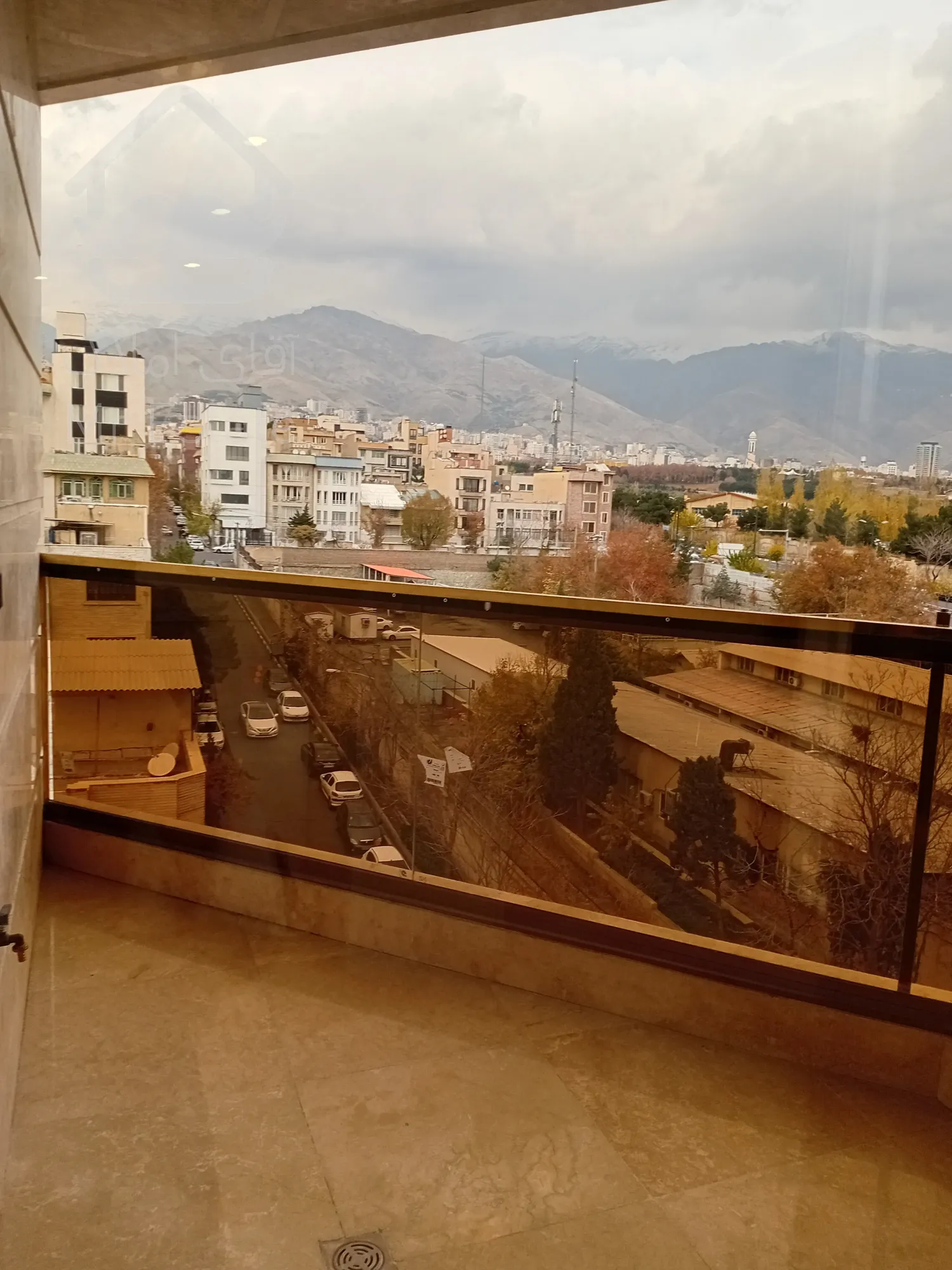 فروش واحد لوکس 111 متر رونیکاپالاس در سئول