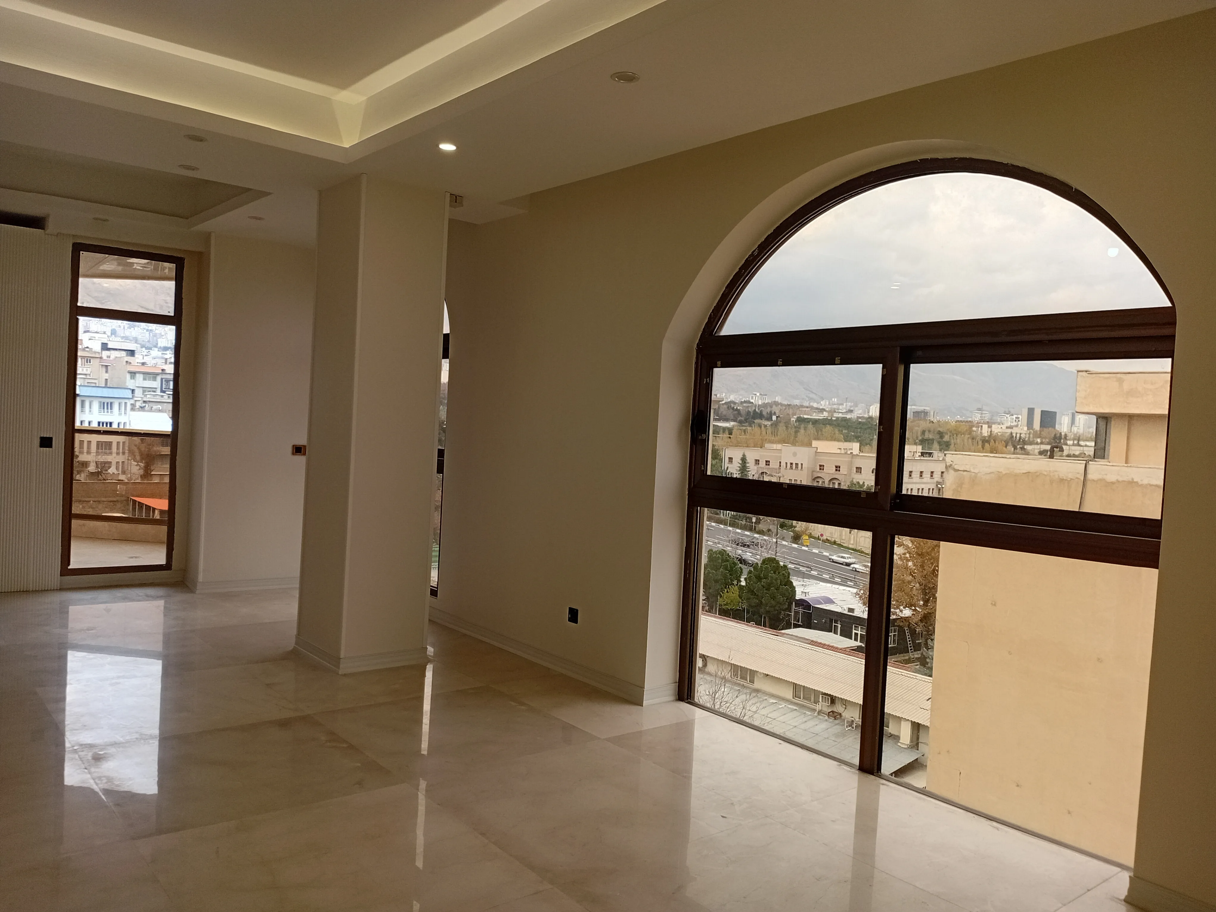 فروش واحد 109 متر لاکچری رونیکاپالاس در سئول