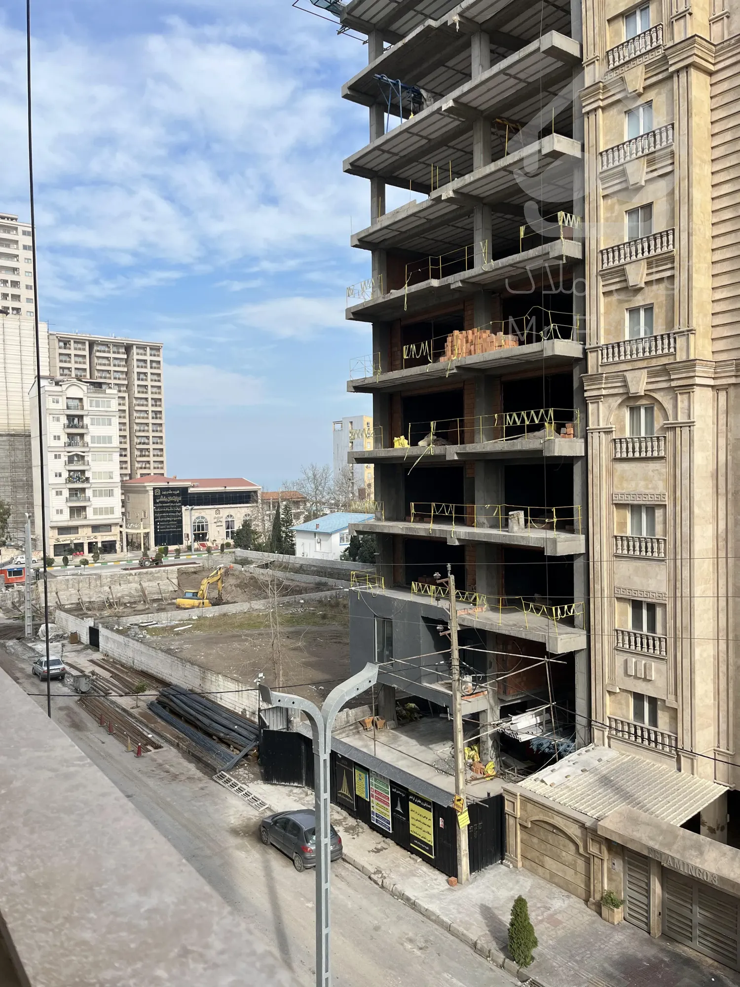 آپارتمان ساحلی ۹۴ متر بلوار دریا