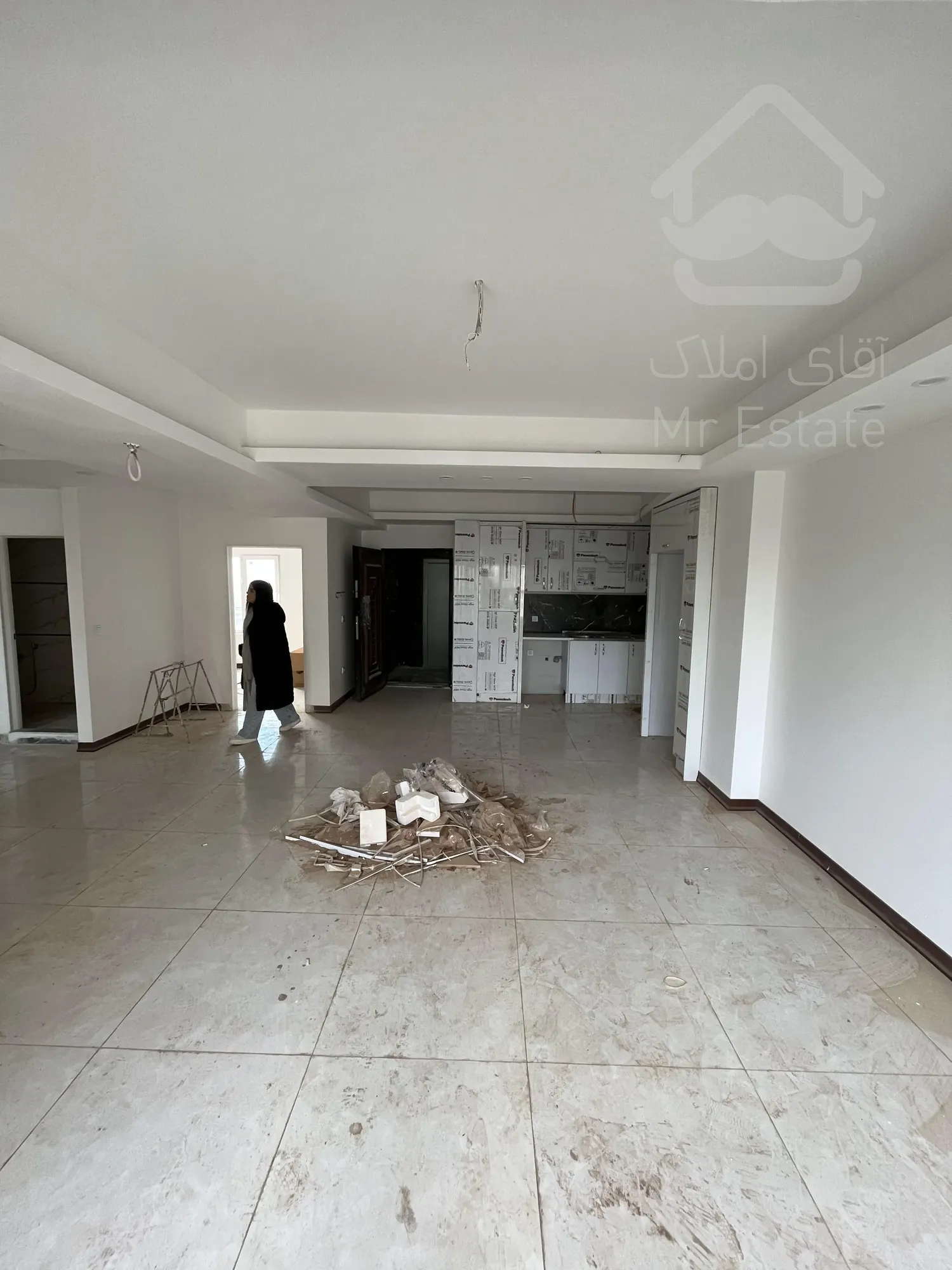 آپارتمان ساحلی ۹۴ متر بلوار دریا