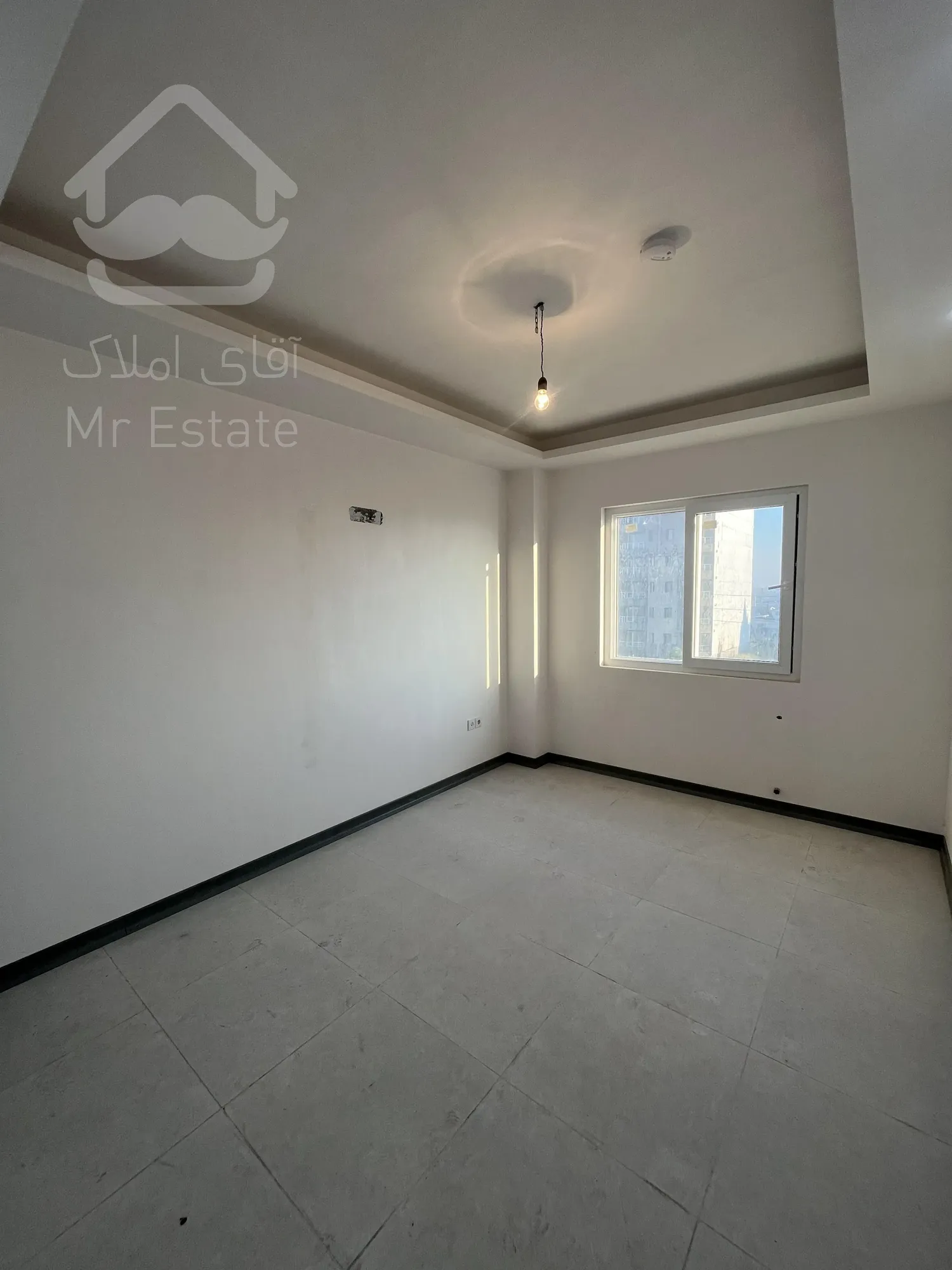 آپارتمان ۱۳۵ متر  در بلوار دریا