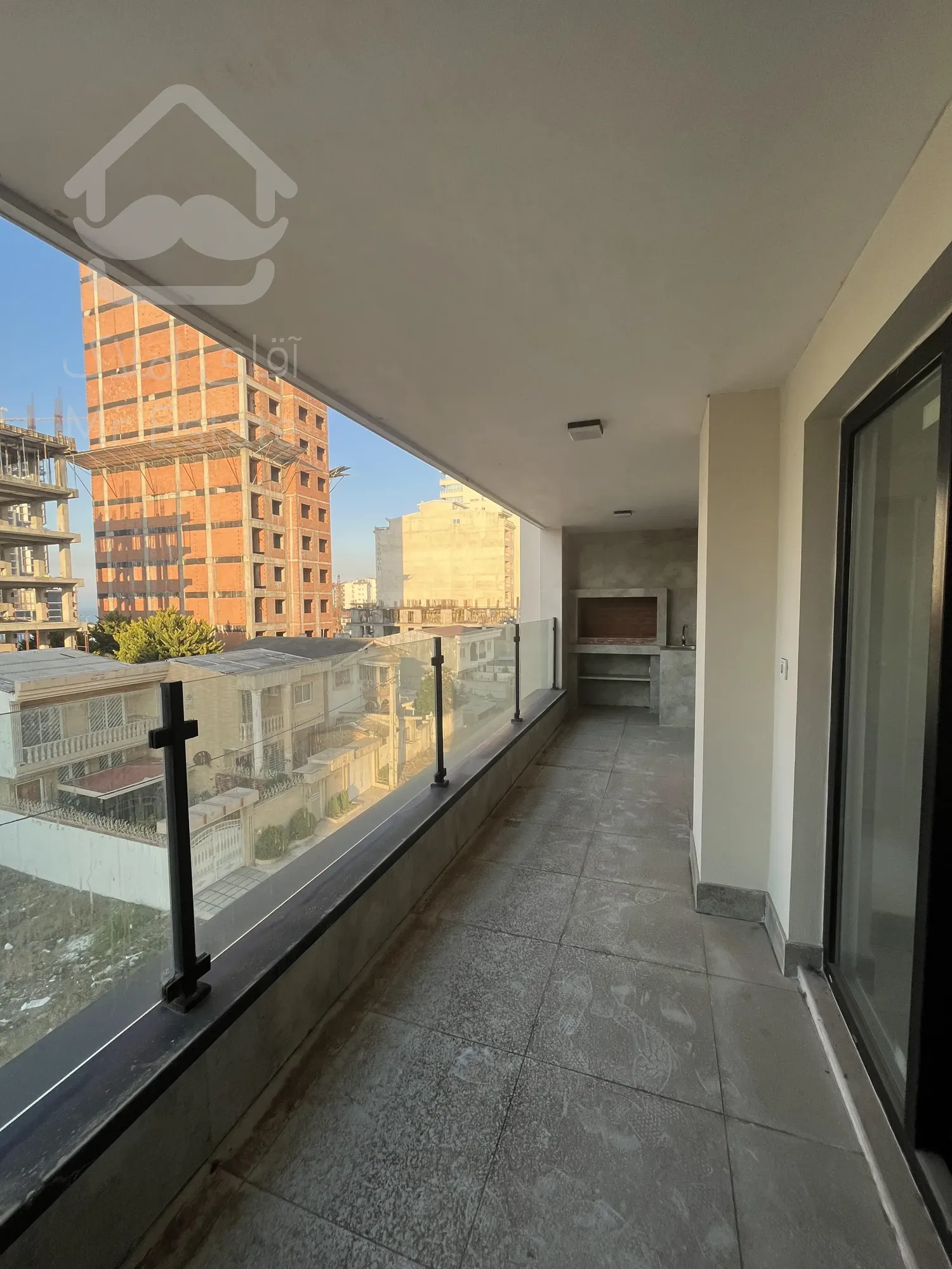 آپارتمان ۱۳۵ متر  در بلوار دریا