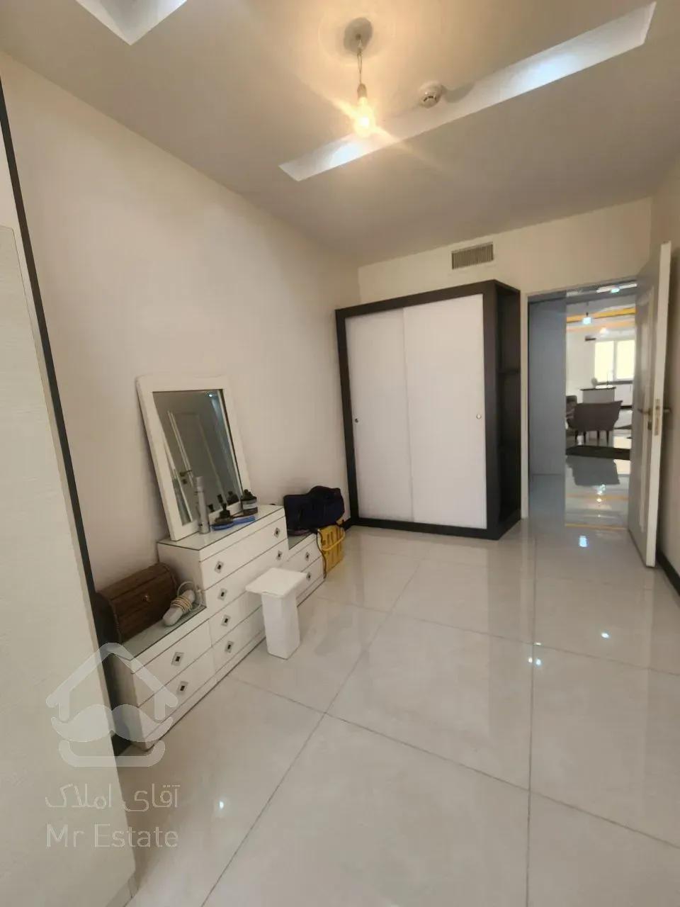 فروش واحد ۹۹متر۲خواب زیر قیمت تاپ لوکیشن