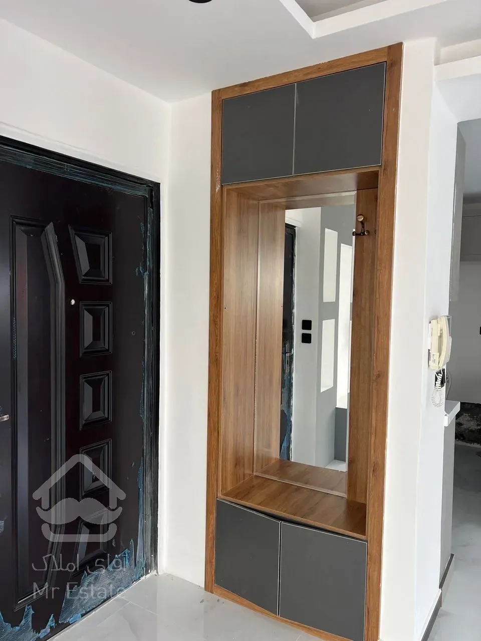 آپارتمان ساحلی ۱۱۰ متر بلوار دریا