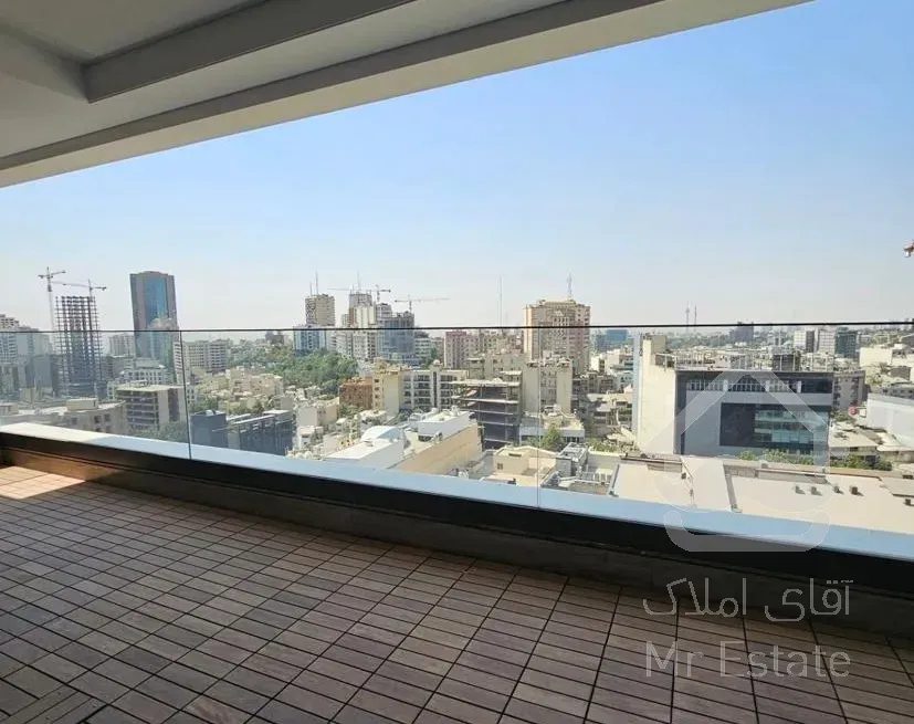 ۲۲۰ متر برج باغ برند گلسنگ نیاوران