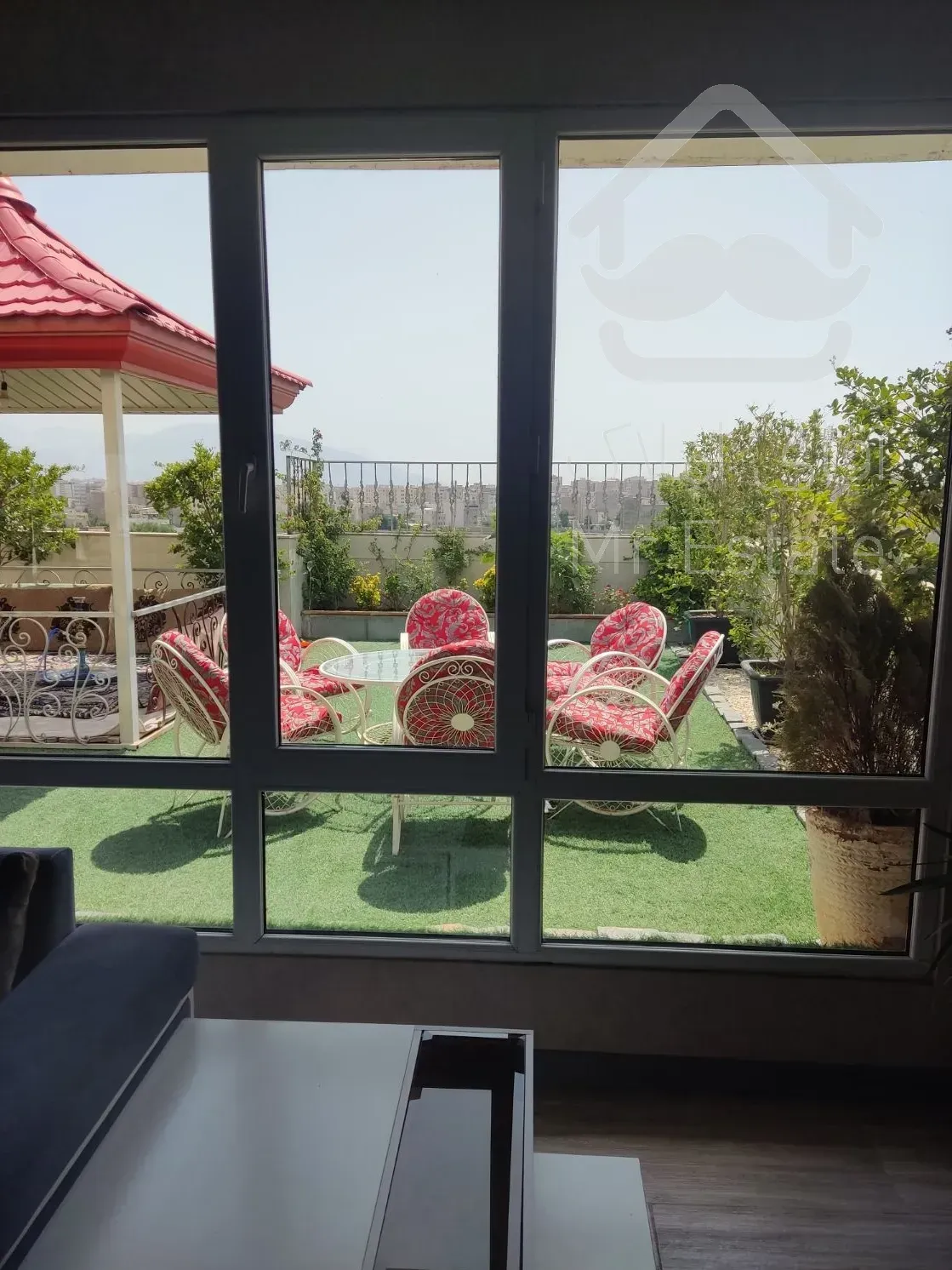 پنت هاوس با موقعیت عالی