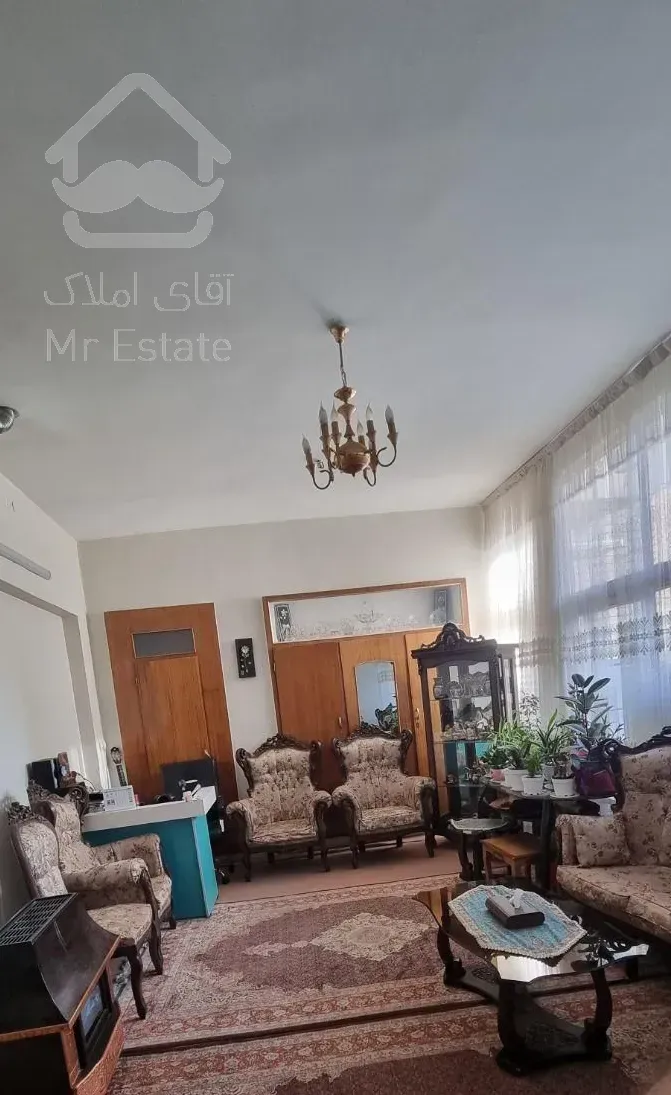 فروش فوری یک باب منزل ویلایی