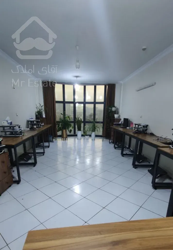 فروش فوری و زیر قیمت/ خیابان بهار شمالی/۹۴ متری