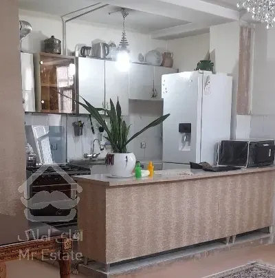 آپارتمان ۶۴ متری تمیز آسانسور پارکینگ انباری