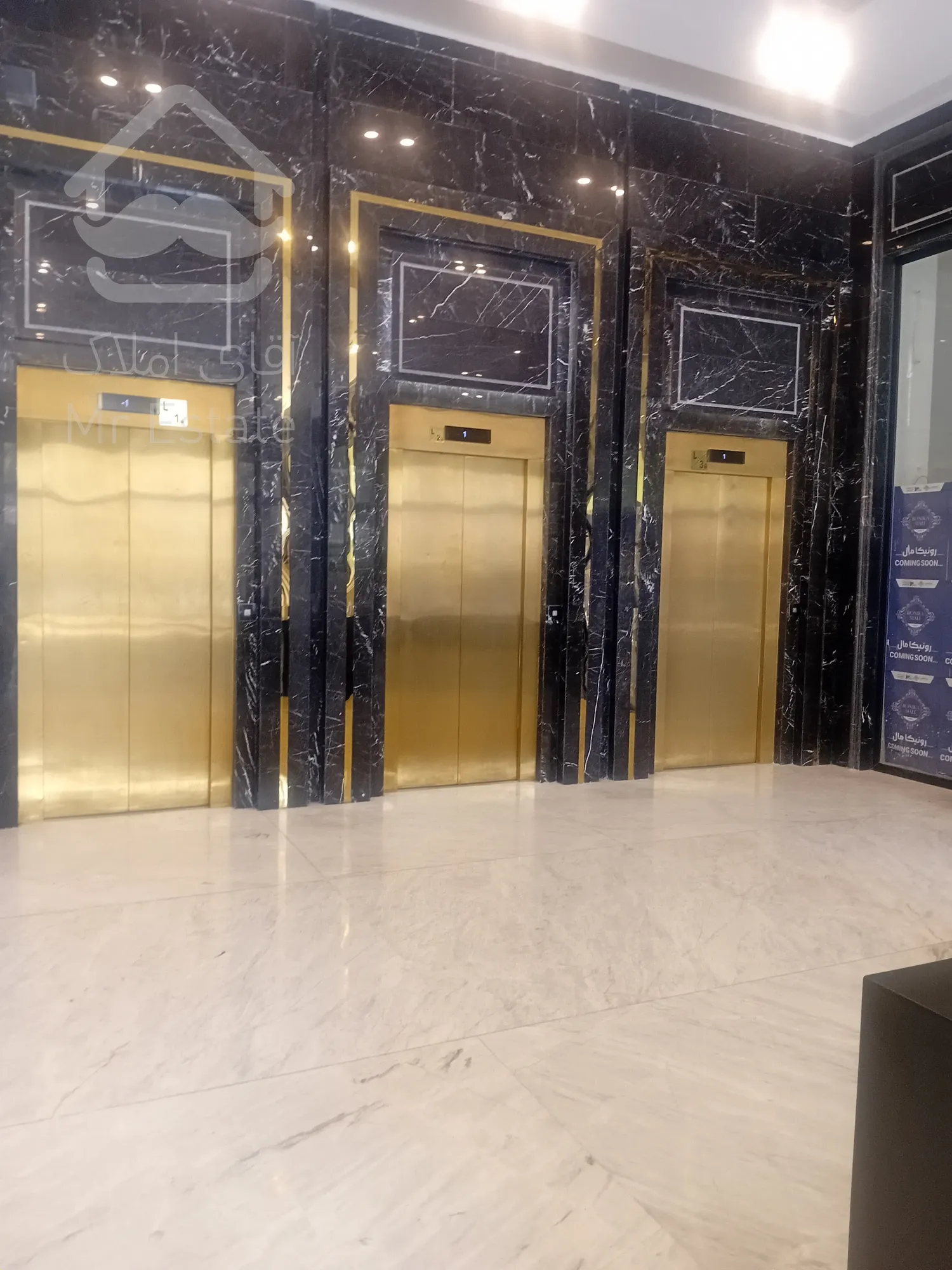 فروش تجاری 20 متر پاسداران در رونیکا مال پاسدارن با بهترین امکانات