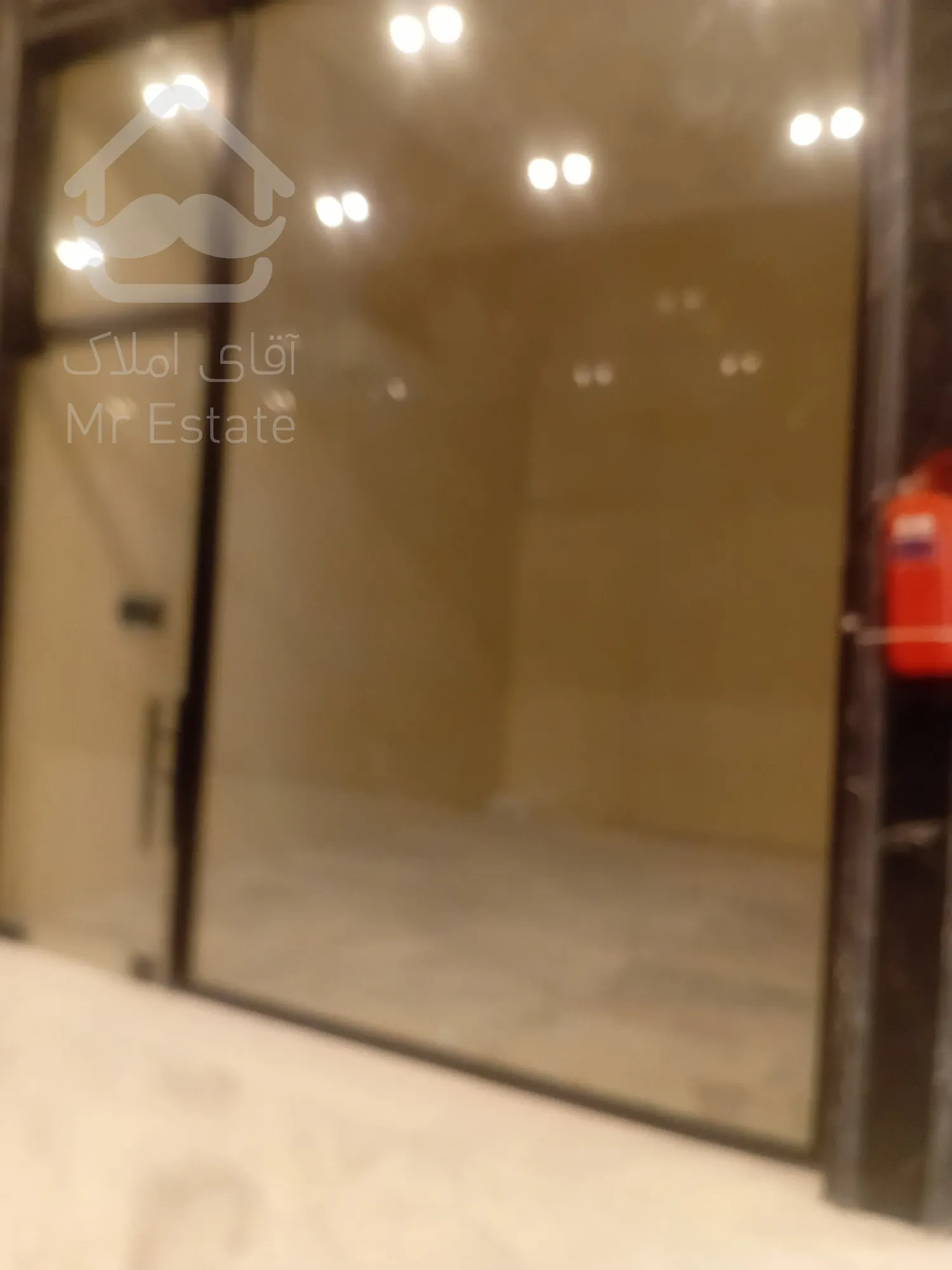 فروش تجاری 20متر در رونیکا مال هروی در بهترین لوکیشن تهران