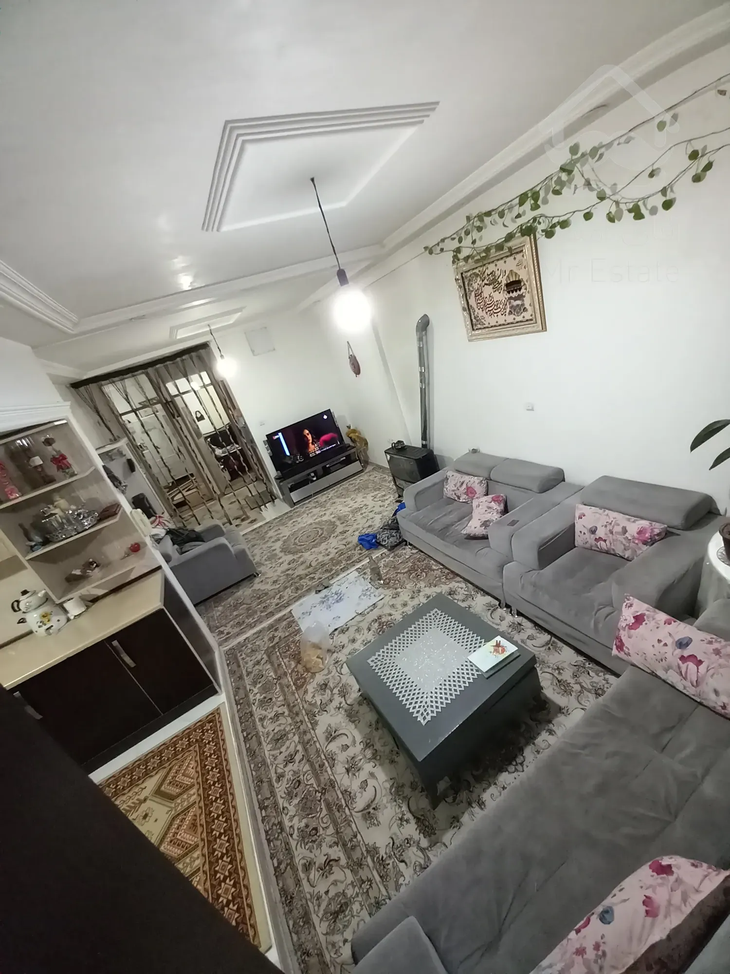 فروش یه واحد مسکونی ۸۵ متری در بهاره شرقی