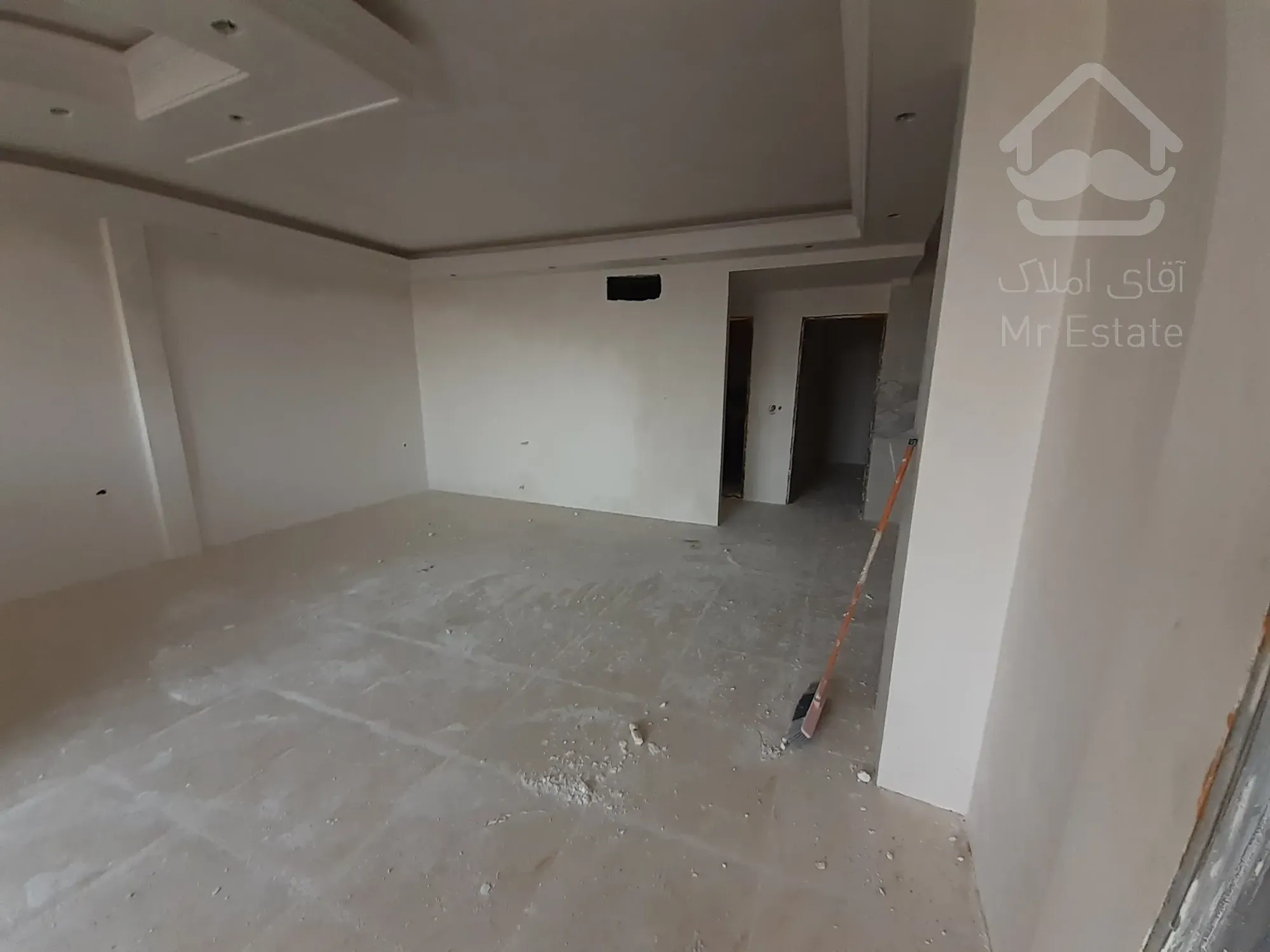 فروش واحد نوساز ۱۰۷ متر طبقه همکف