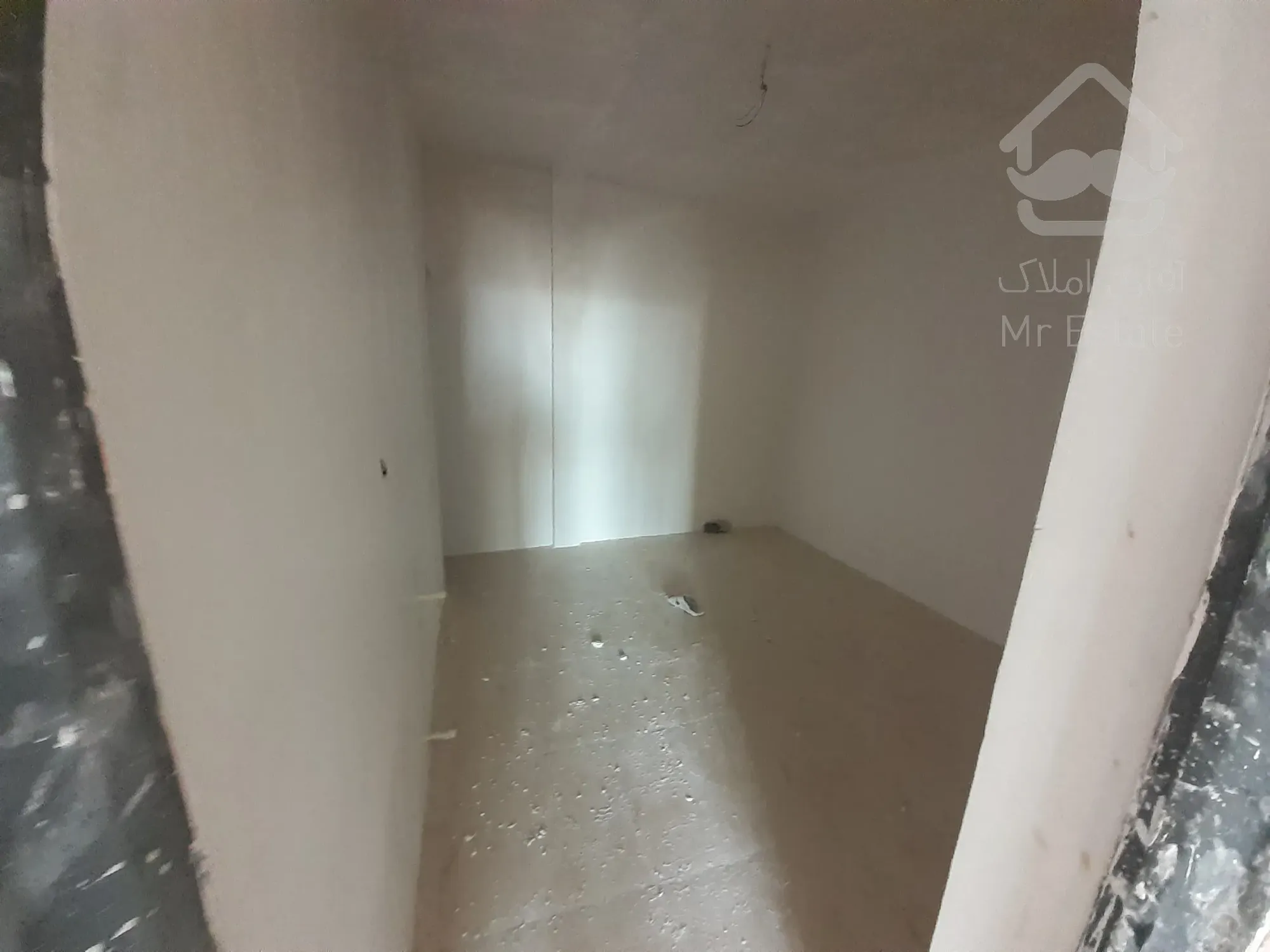 فروش واحد نوساز ۱۰۷ متر طبقه همکف