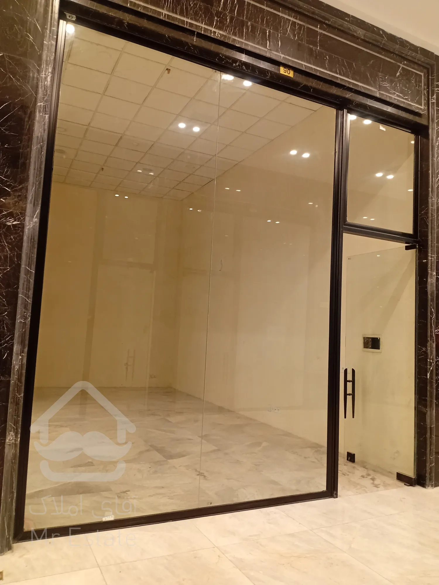 فروش واحد ۳۹ متر رونیکامال در هروی