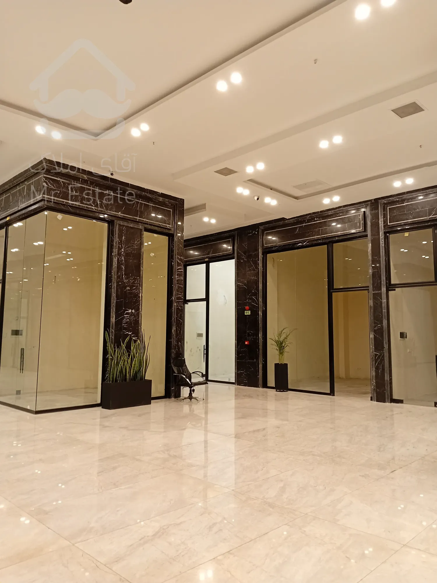 فروش اقساطی واحد تجاری 36 متری در هروی