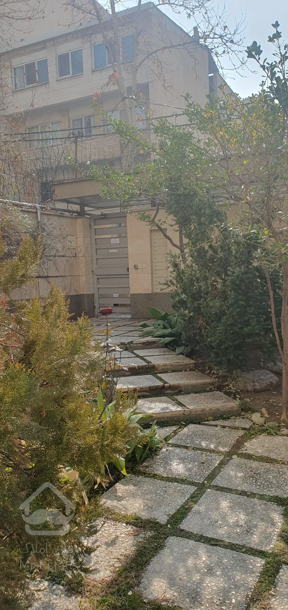 فروش کلنگی ۶۰۰ متر در جردن