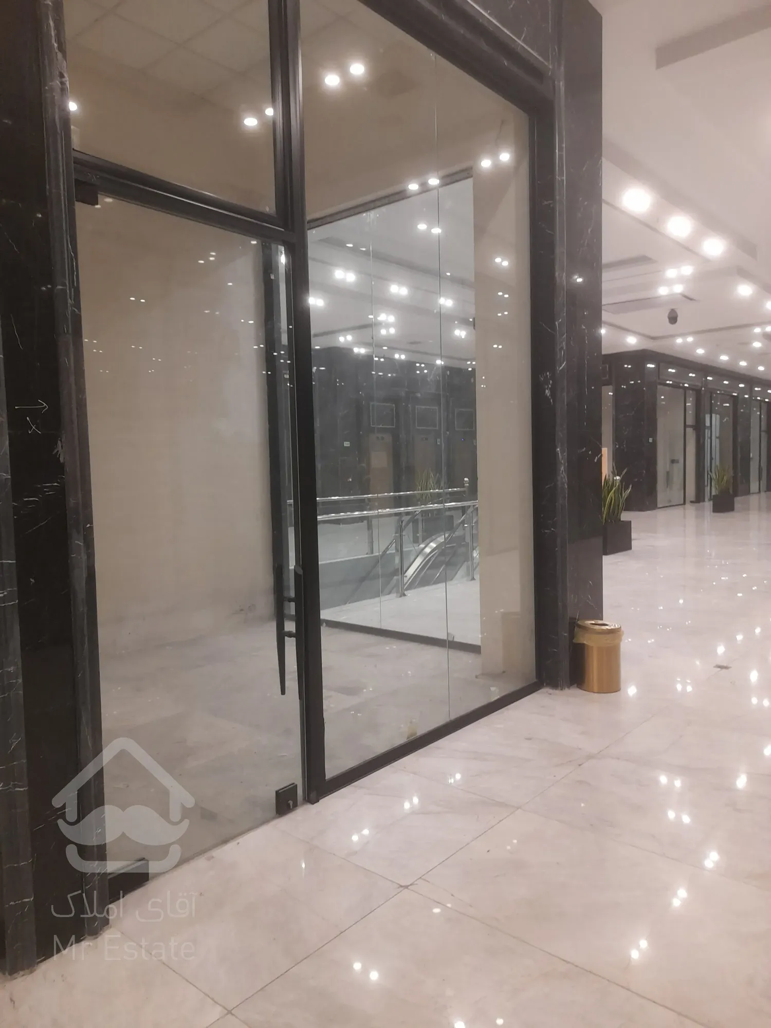 پیش خرید واحد21متری تجاری /انتخاب برندهای پیشرو در رونیکا مال پونک