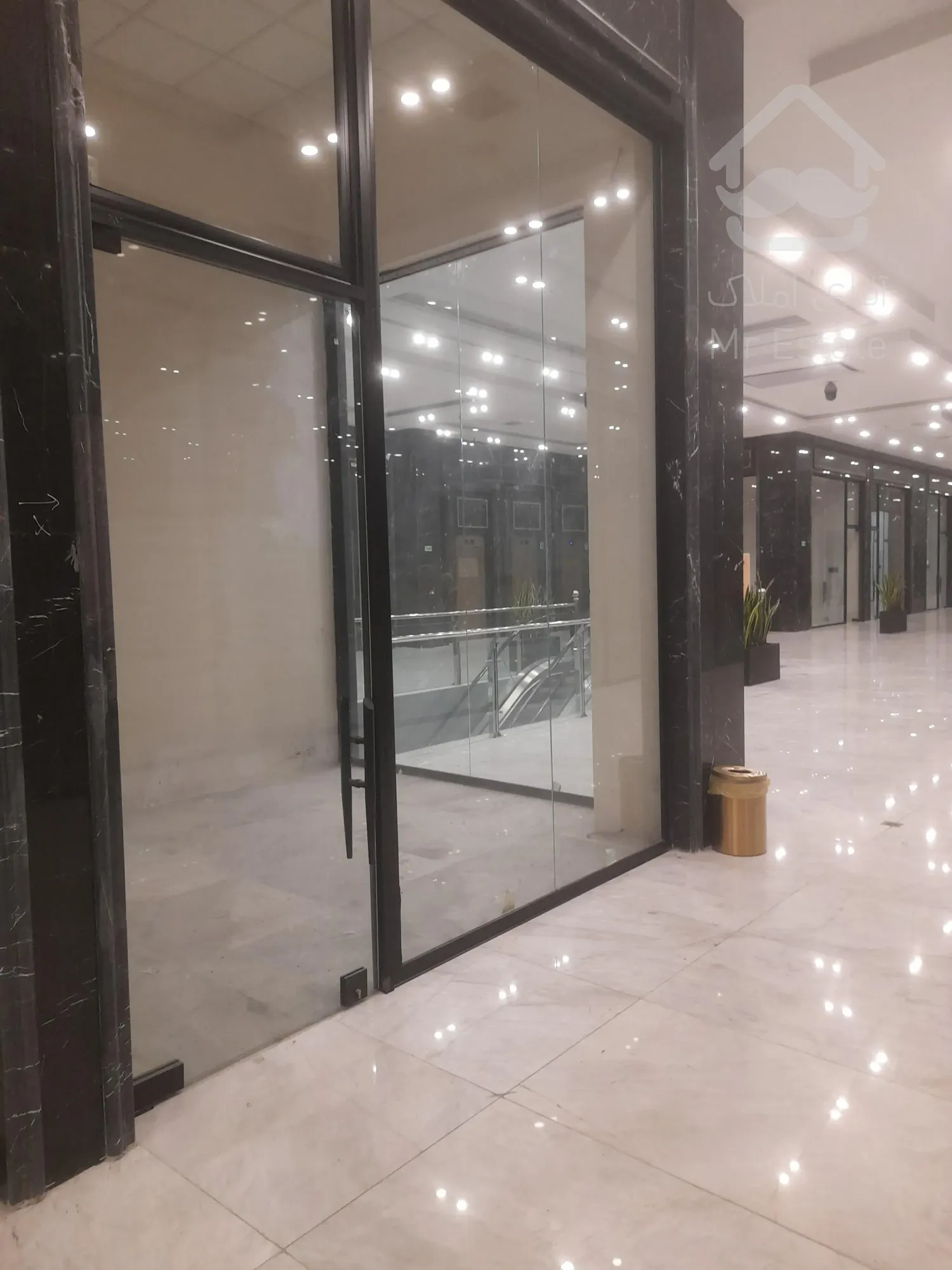 پیش فروش مغازه تجاری برای طلا وجواهرات باشرایط اقساطی رونیکامال پونک